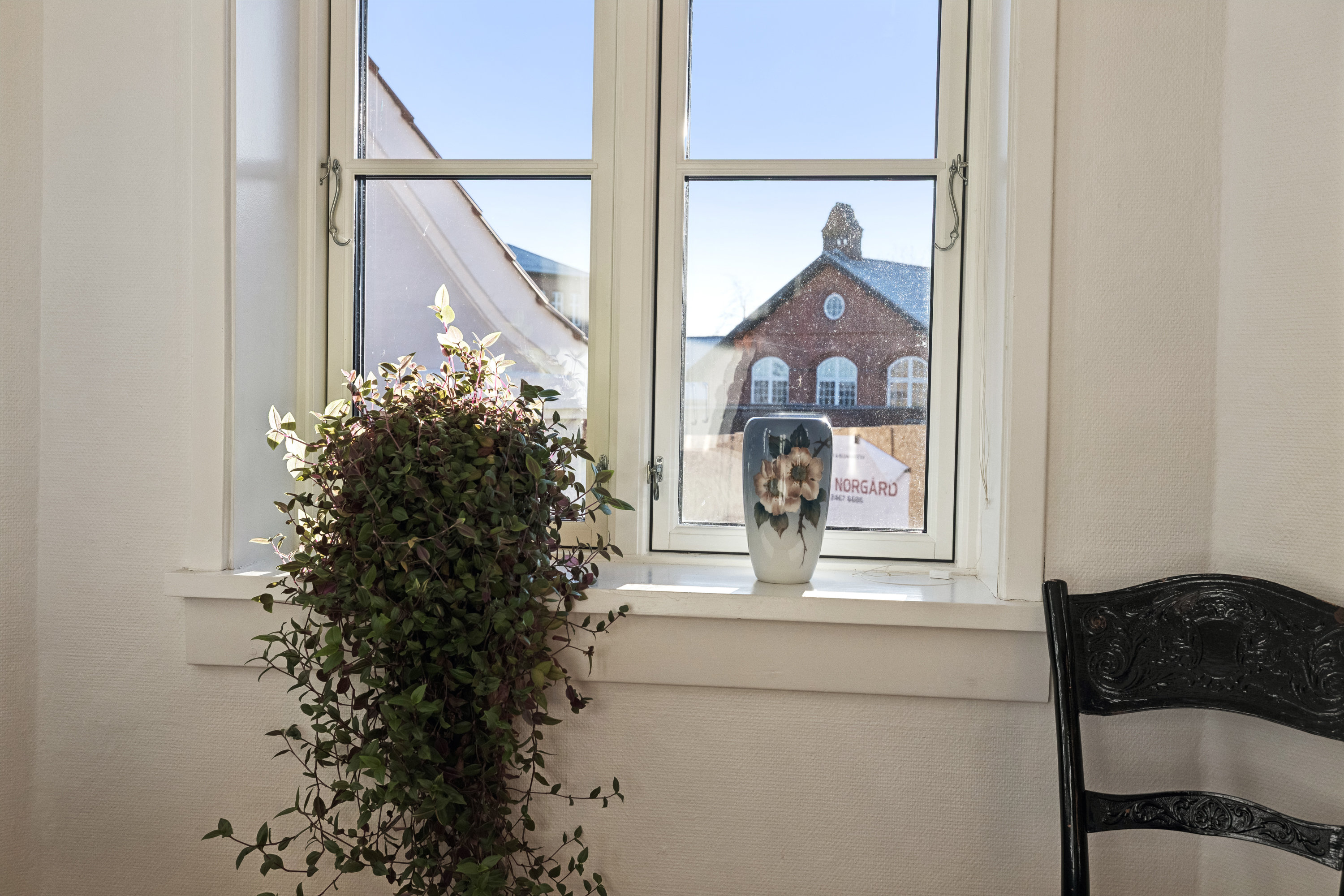 Fremhævet stue billede i fuldskærmstilstand. Billede af Rosenstræde 1D, st.., 8800 Viborg