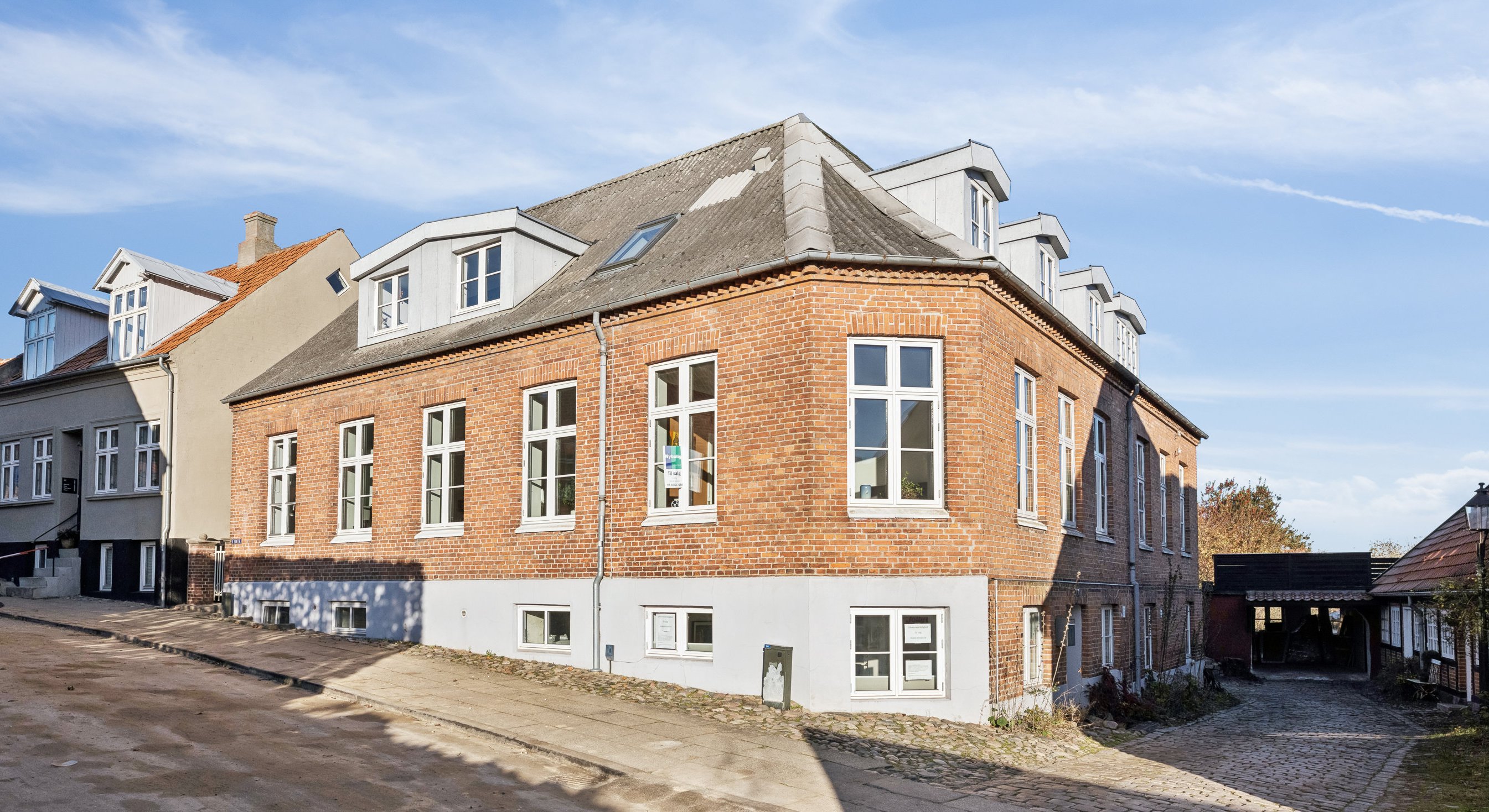 Fremhævet andet billede i fuldskærmstilstand. Billede af Rosenstræde 1D, st.., 8800 Viborg