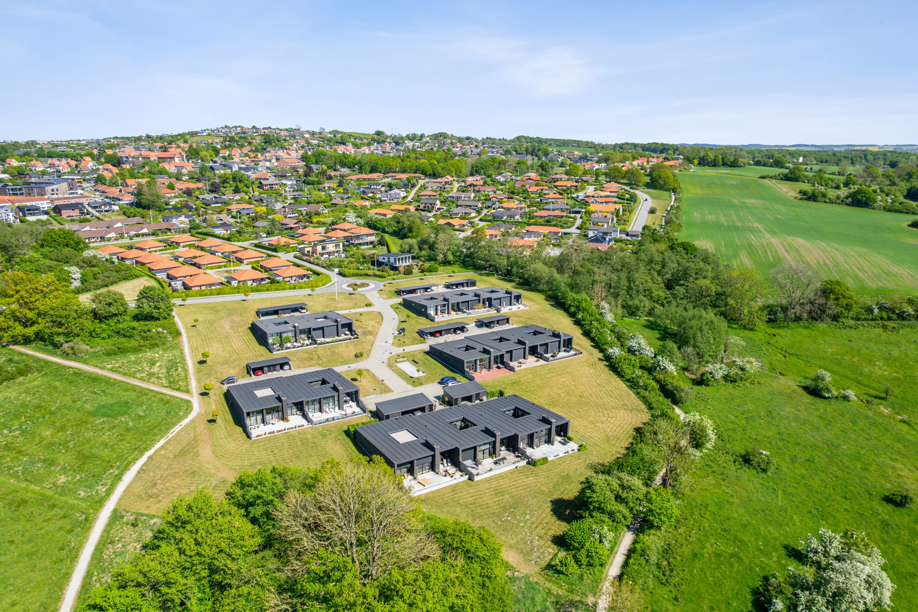 Fremhævet  billede i fuldskærmstilstand. Billede af Strandparken 6, 8410 Rønde