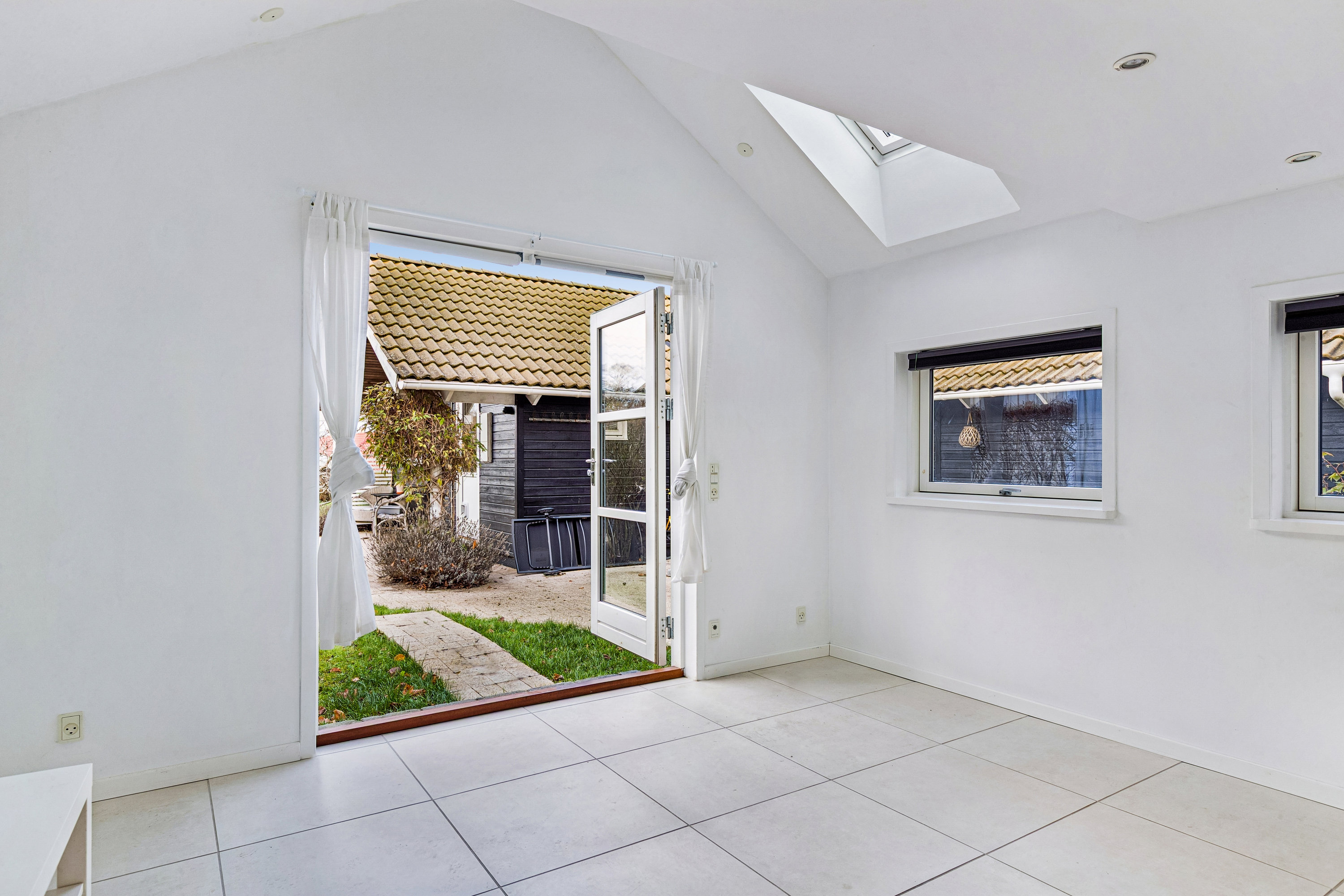 Fremhævet  billede i fuldskærmstilstand. Billede af Turbinevej 38, 3150 Hellebæk