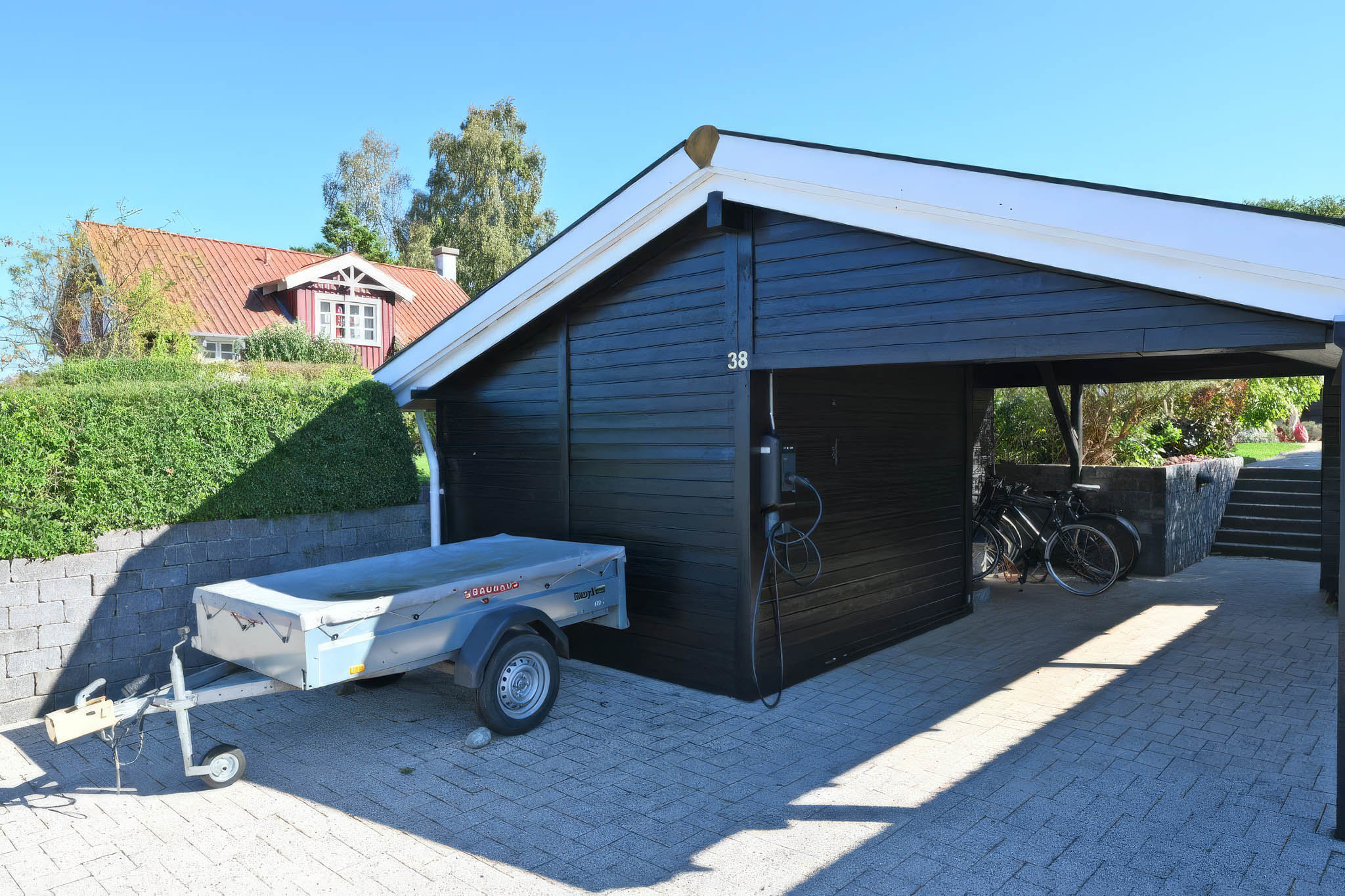 Fremhævet  billede i fuldskærmstilstand. Billede af Turbinevej 38, 3150 Hellebæk