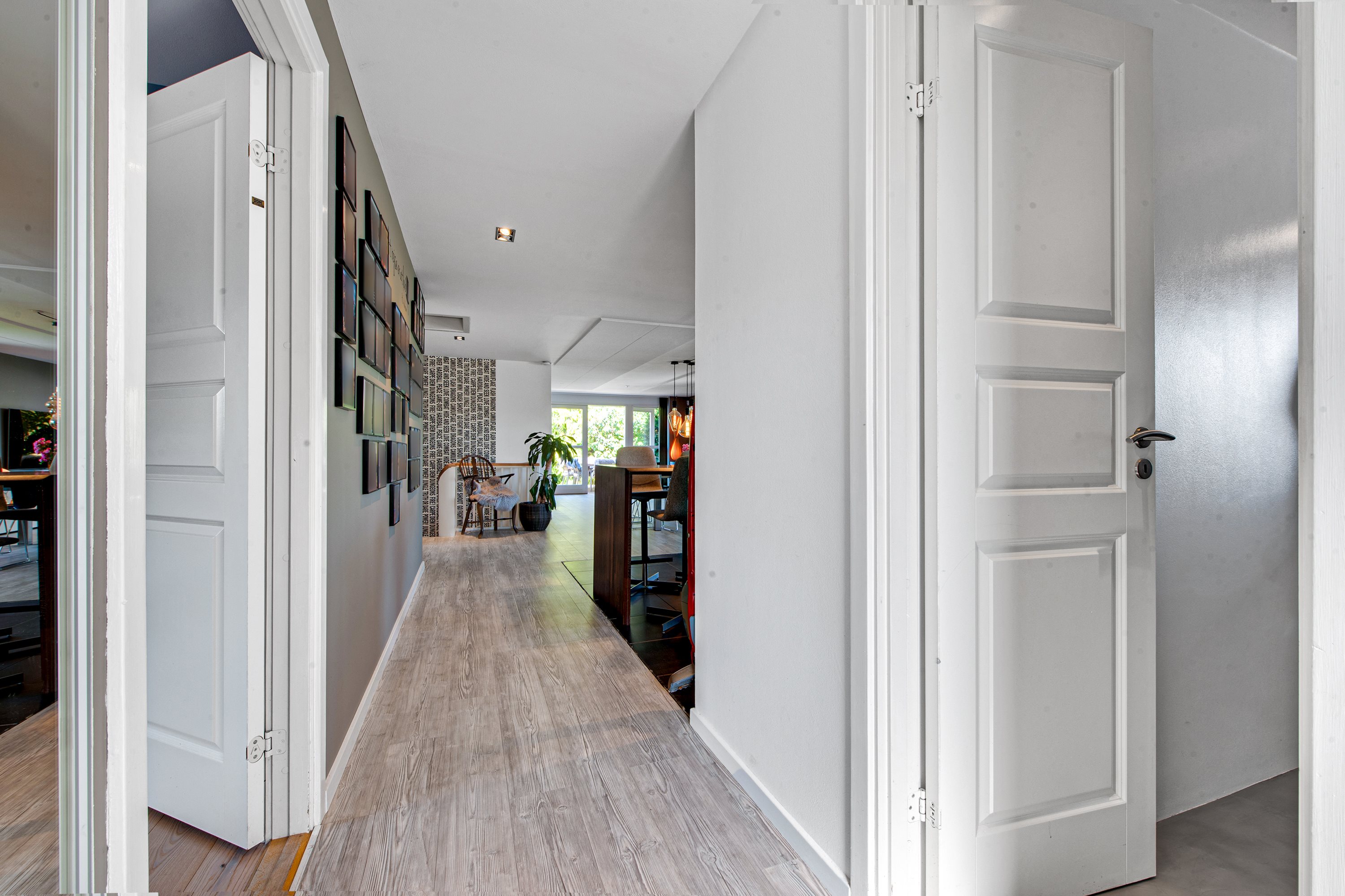 Miniaturebillede 1: gang. Billede af Viggo Barfoeds Alle 50, 2750 Ballerup