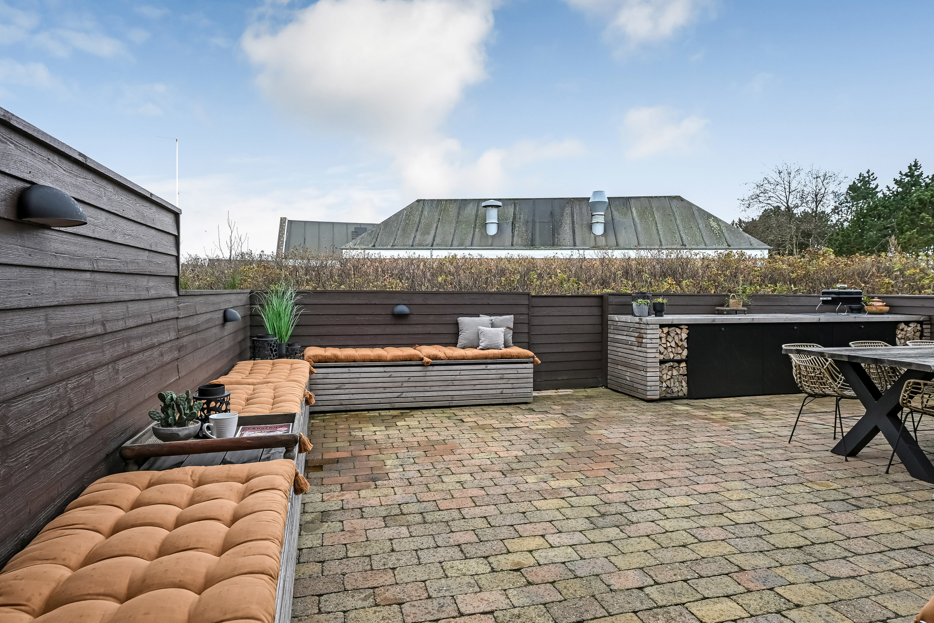 Fremhævet terrasse billede i fuldskærmstilstand. Billede af Vesterhavsparken 30, 6857 Blåvand