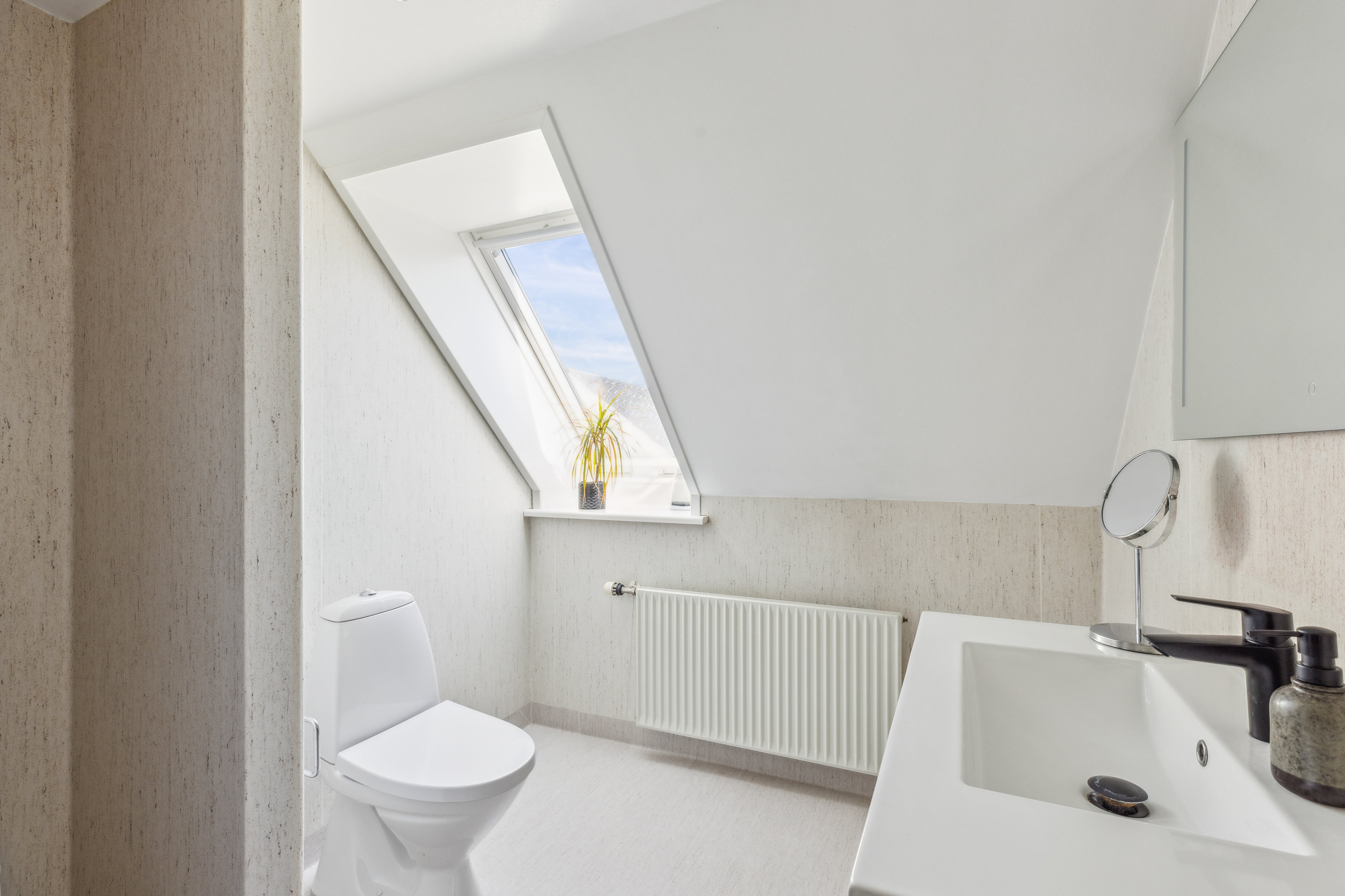 Fremhævet  billede i fuldskærmstilstand. Billede af Stampemøllevej 26, Fole, 6510 Gram