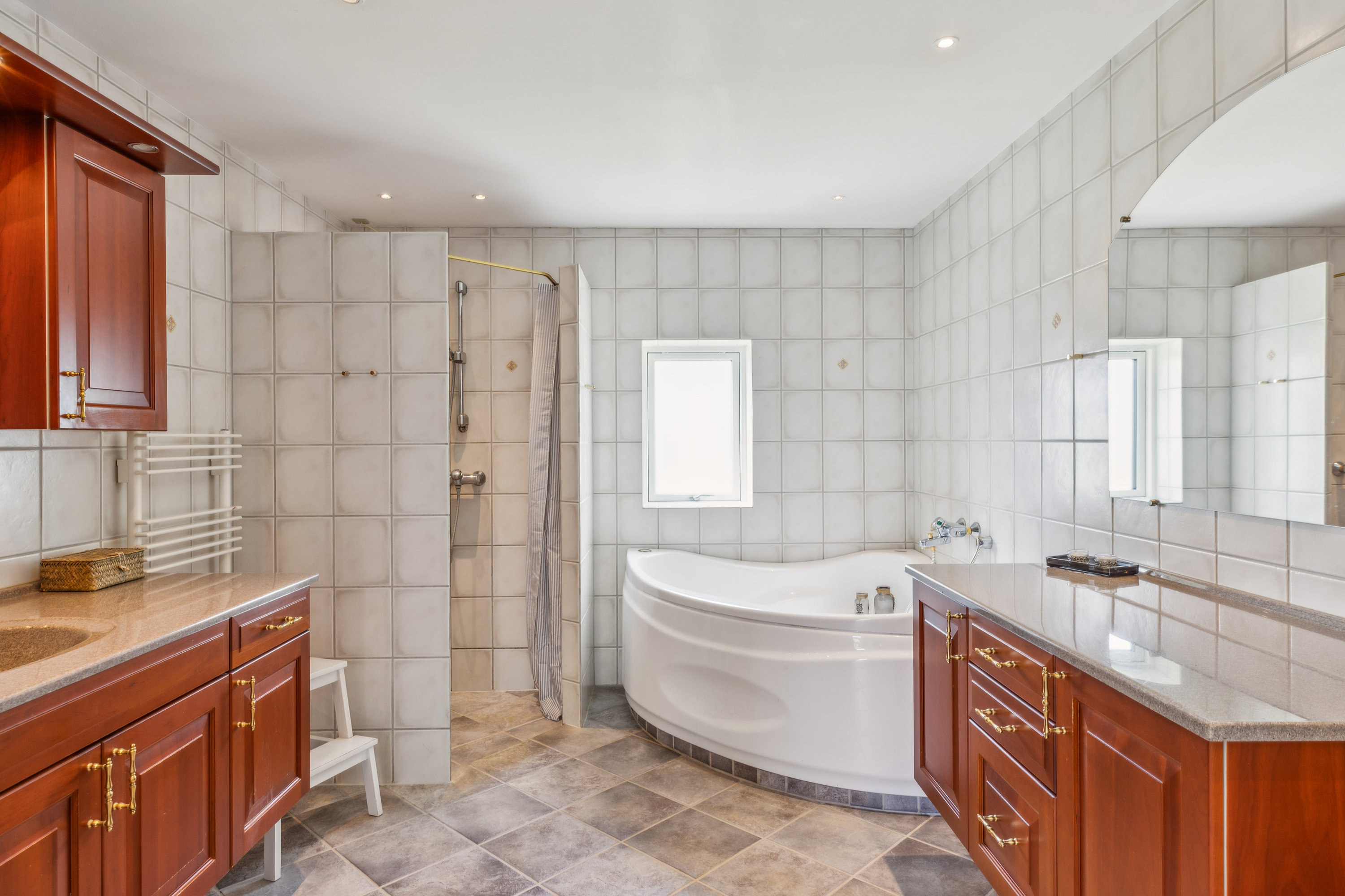 Fremhævet  billede i fuldskærmstilstand. Billede af Stampemøllevej 26, Fole, 6510 Gram