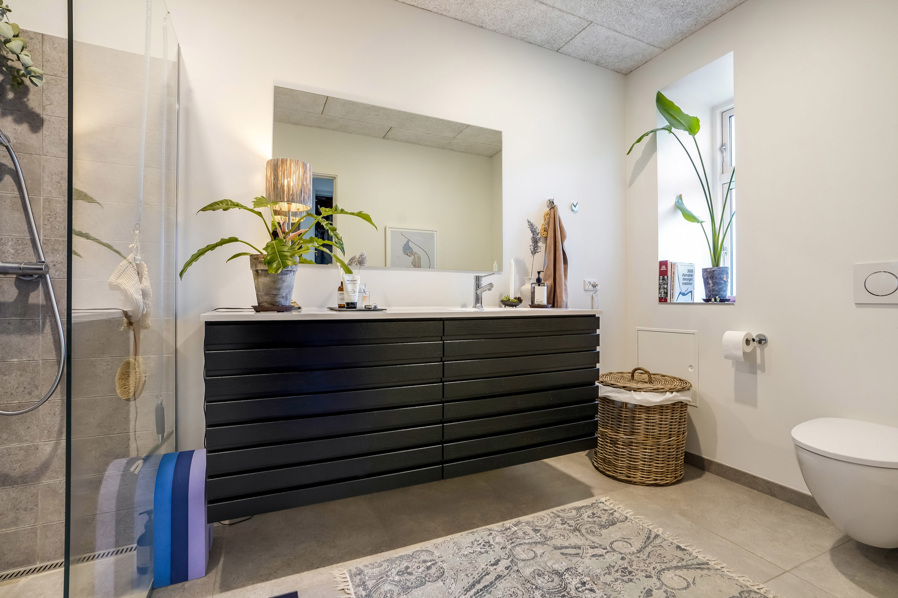 Fremhævet badeværelse billede i fuldskærmstilstand. Billede af Søndergade 24B, 1., 5000 Odense C