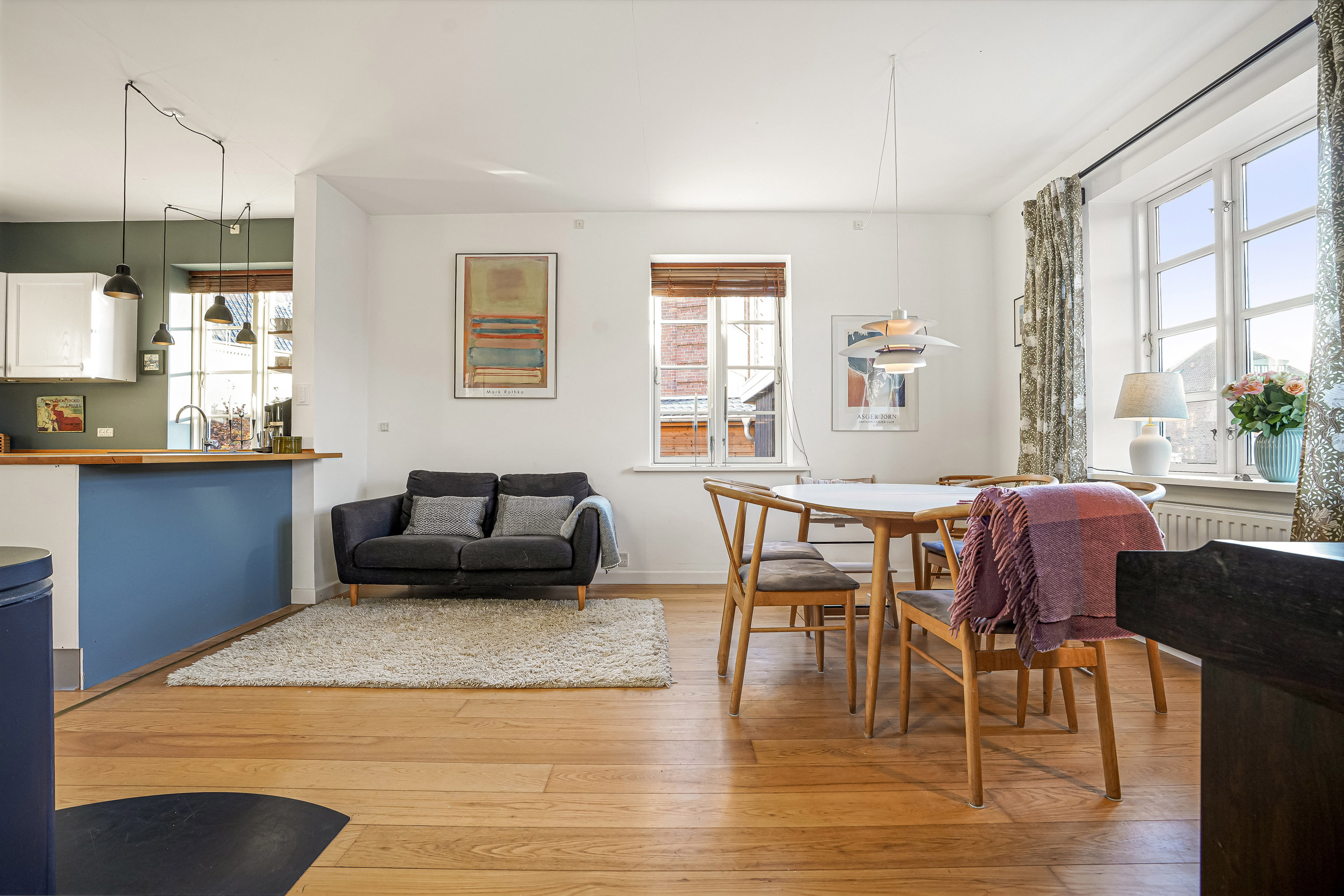 Fremhævet stue billede i fuldskærmstilstand. Billede af Tietgens Allé 39, 5230 Odense M