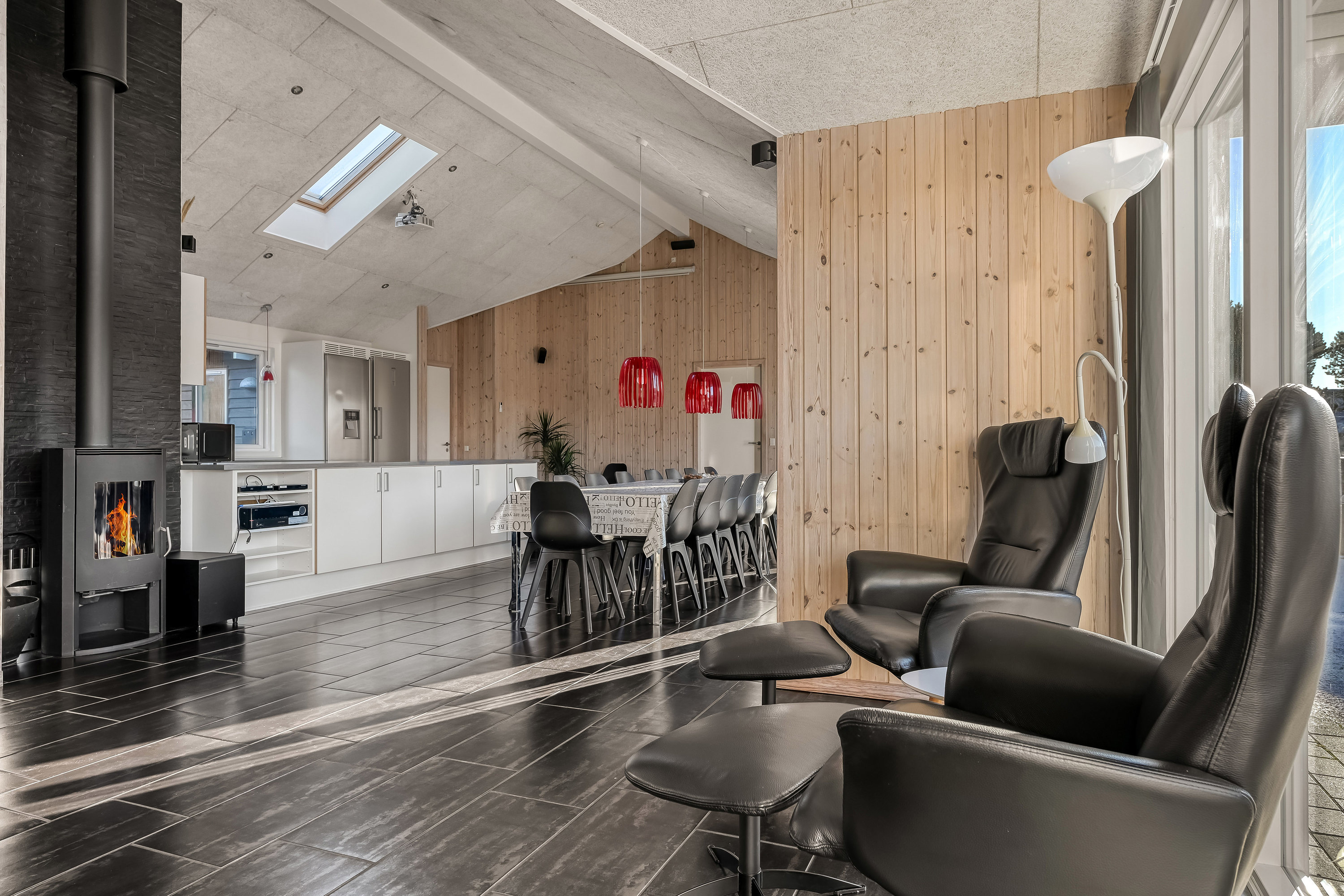 Fremhævet køkken billede i fuldskærmstilstand. Billede af Bjergbovej 32, 6857 Blåvand