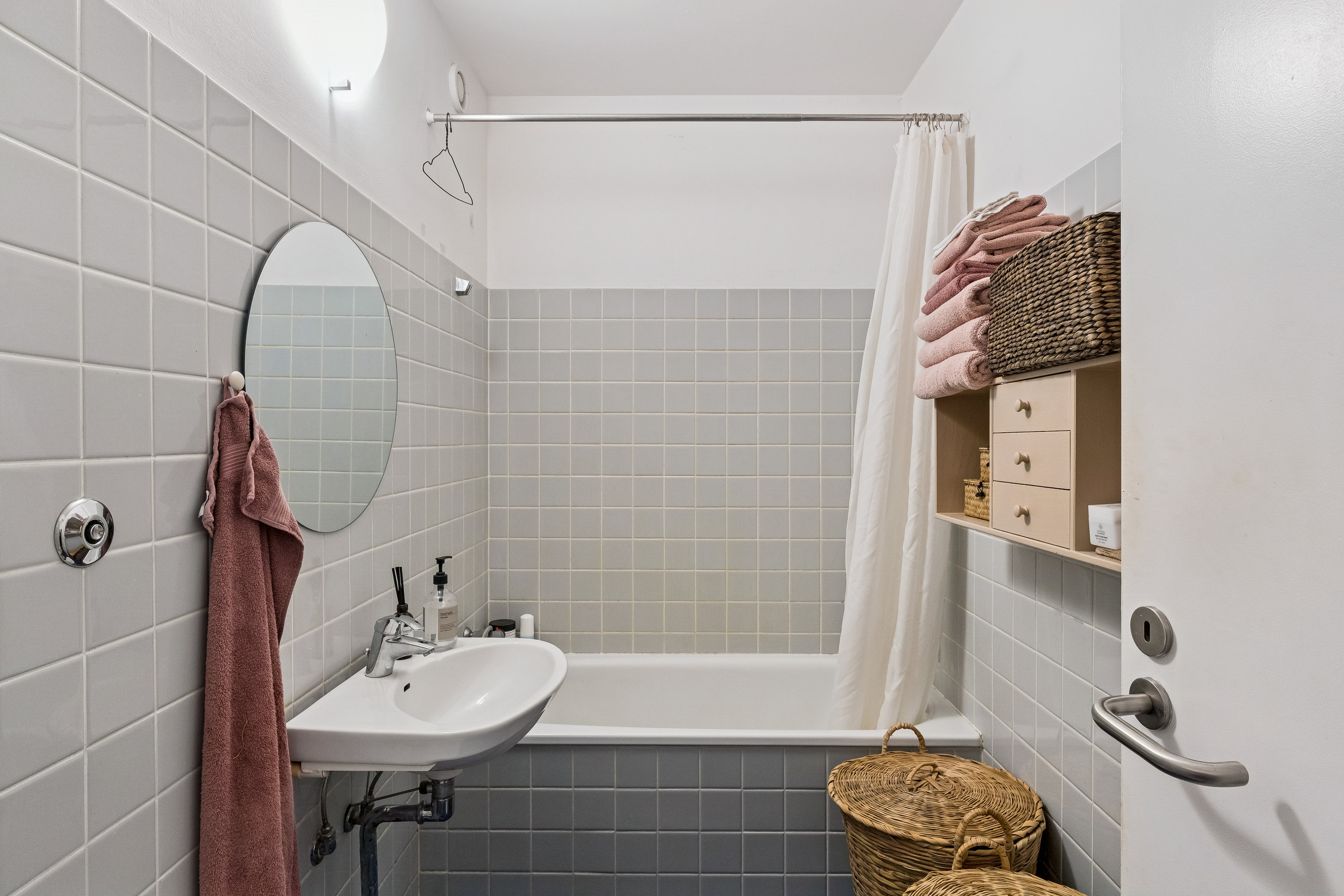 Fremhævet badeværelse billede i fuldskærmstilstand. Billede af Drejøgade 26F, 1. 102., 2100 København Ø