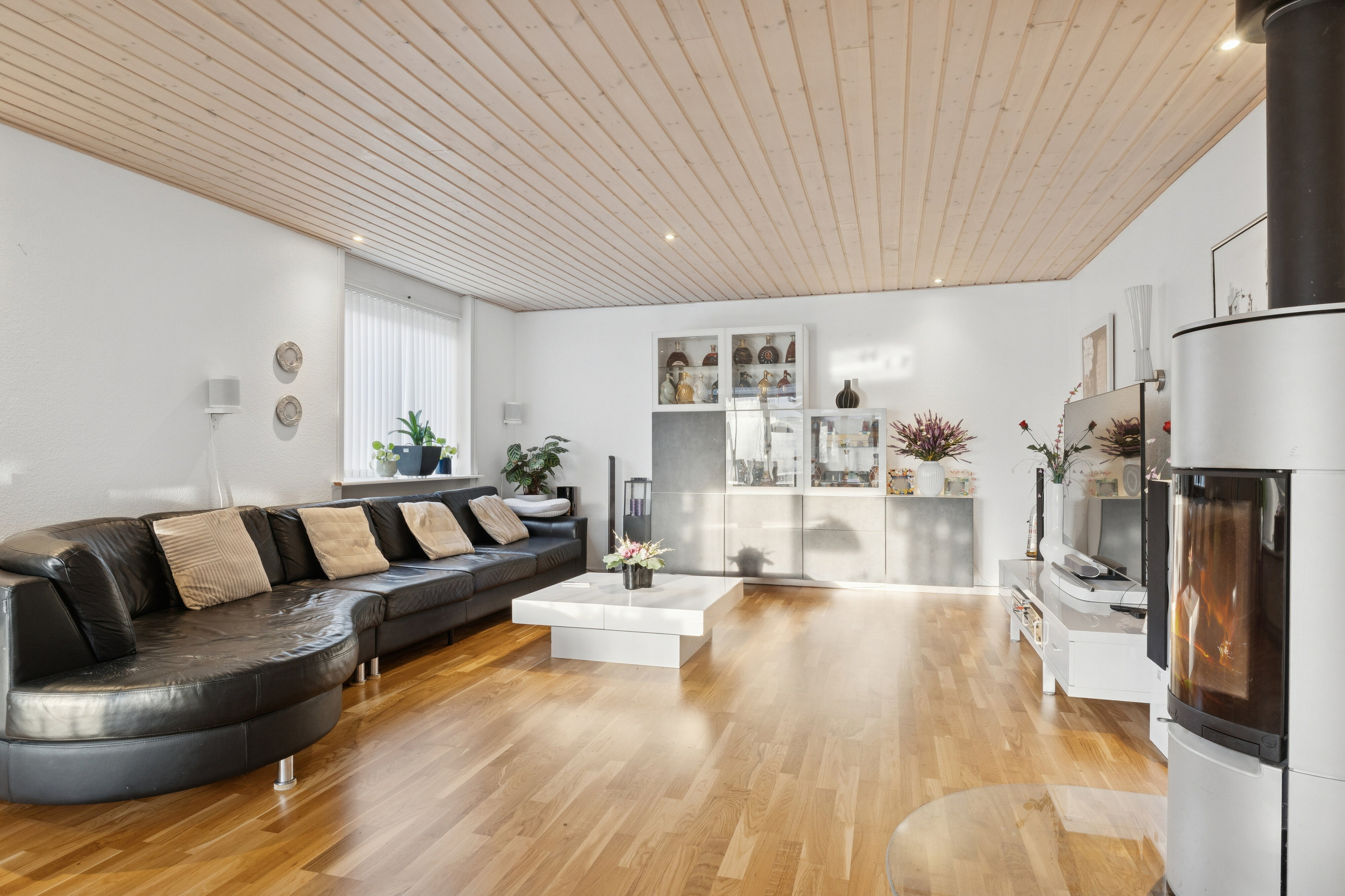 Miniaturebillede 2: stue. Billede af Grønningen 61, 9800 Hjørring