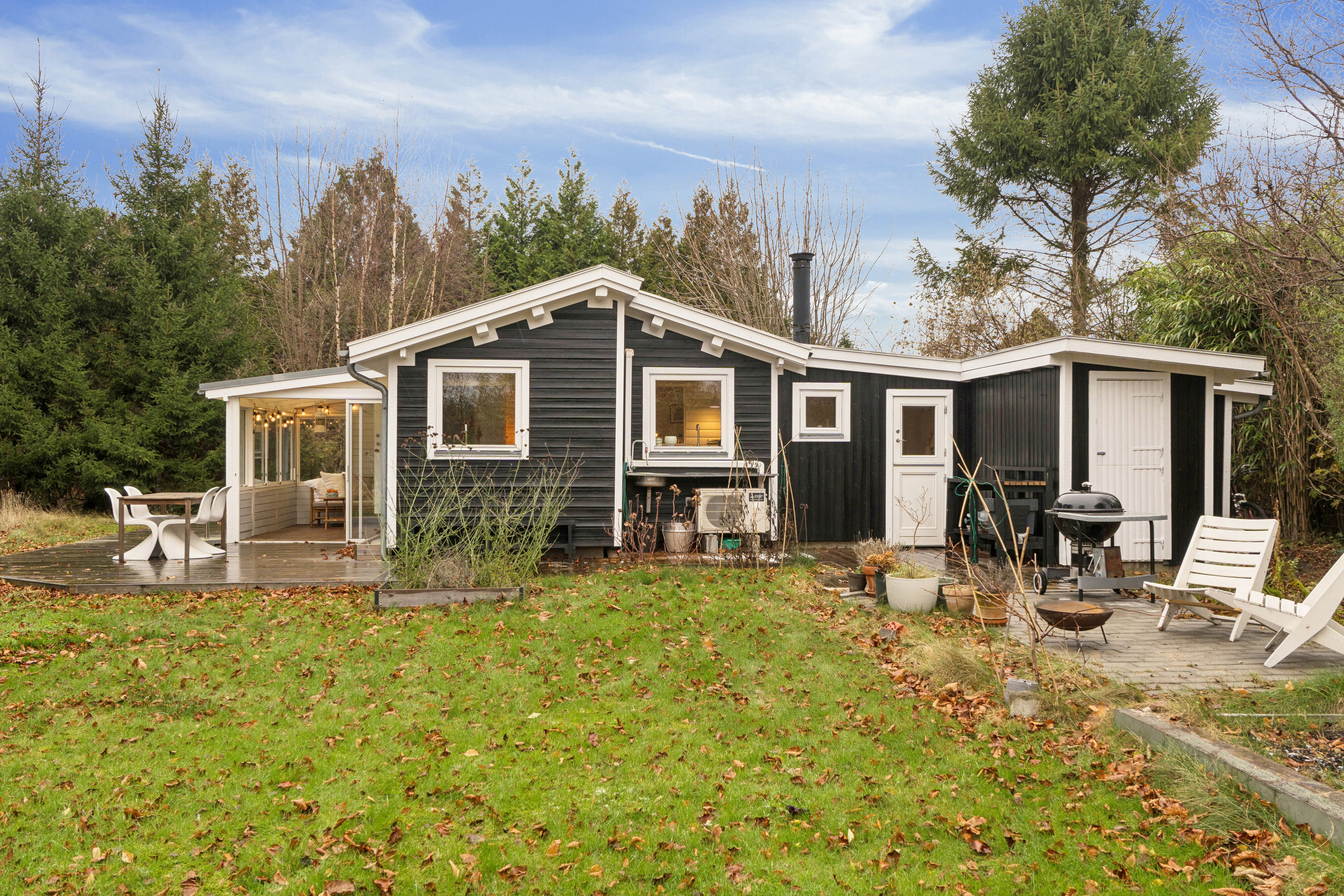 Fremhævet set fra haven billede i fuldskærmstilstand. Billede af Jens Hansensvej 9, 3360 Liseleje