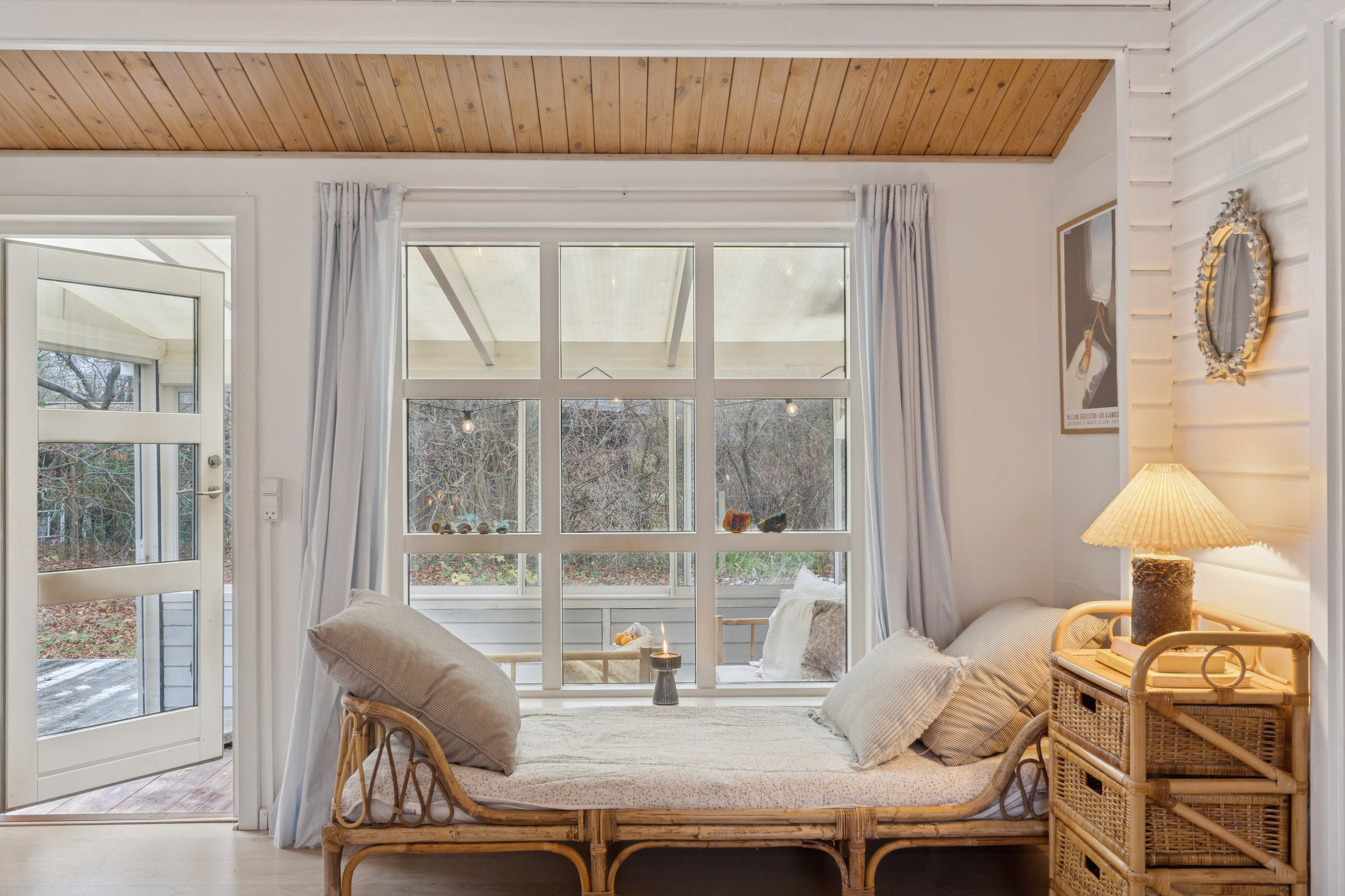 Fremhævet stue billede i fuldskærmstilstand. Billede af Jens Hansensvej 9, 3360 Liseleje