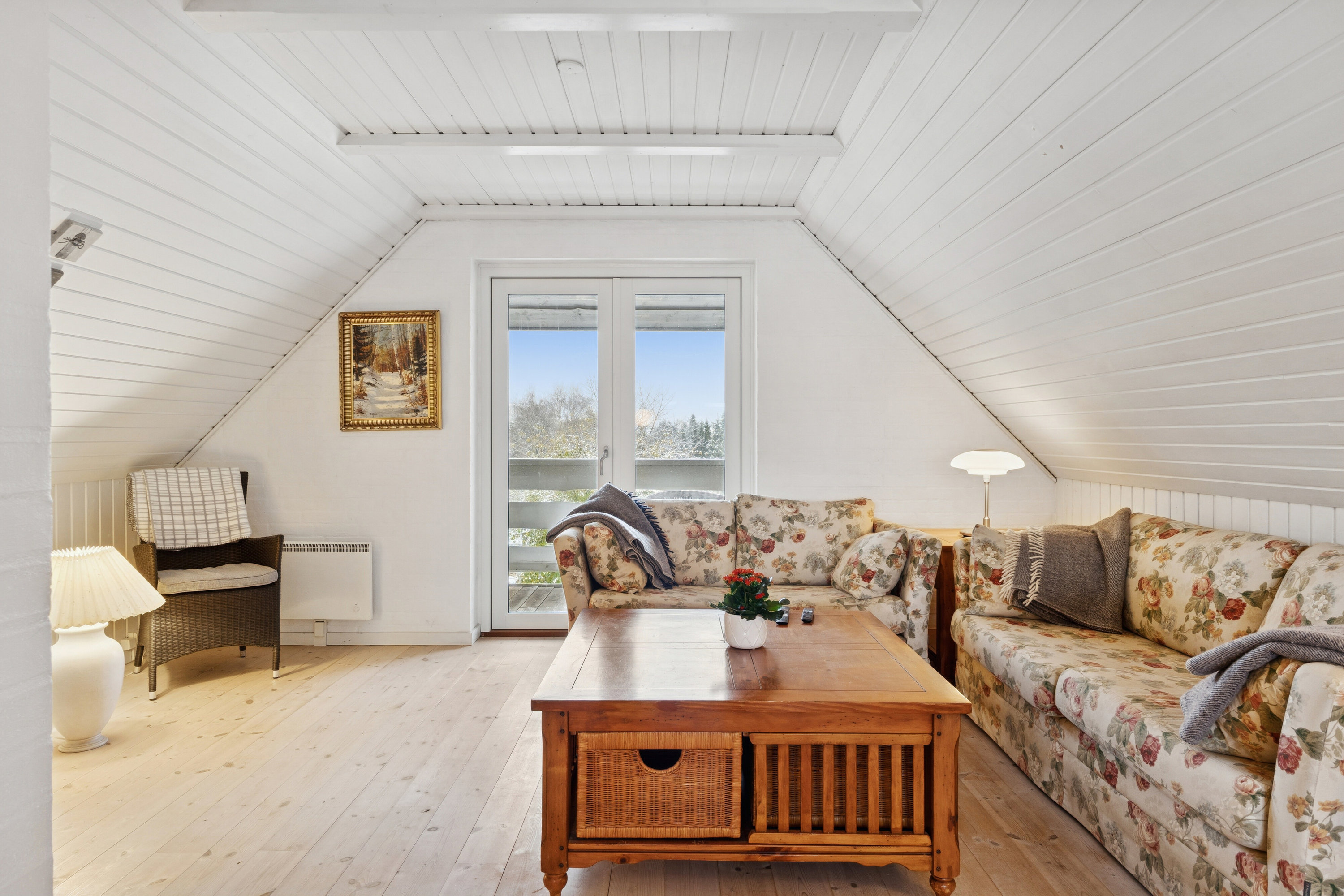 Fremhævet stue billede i fuldskærmstilstand. Billede af Gøgeurtvej 3, 4760 Vordingborg