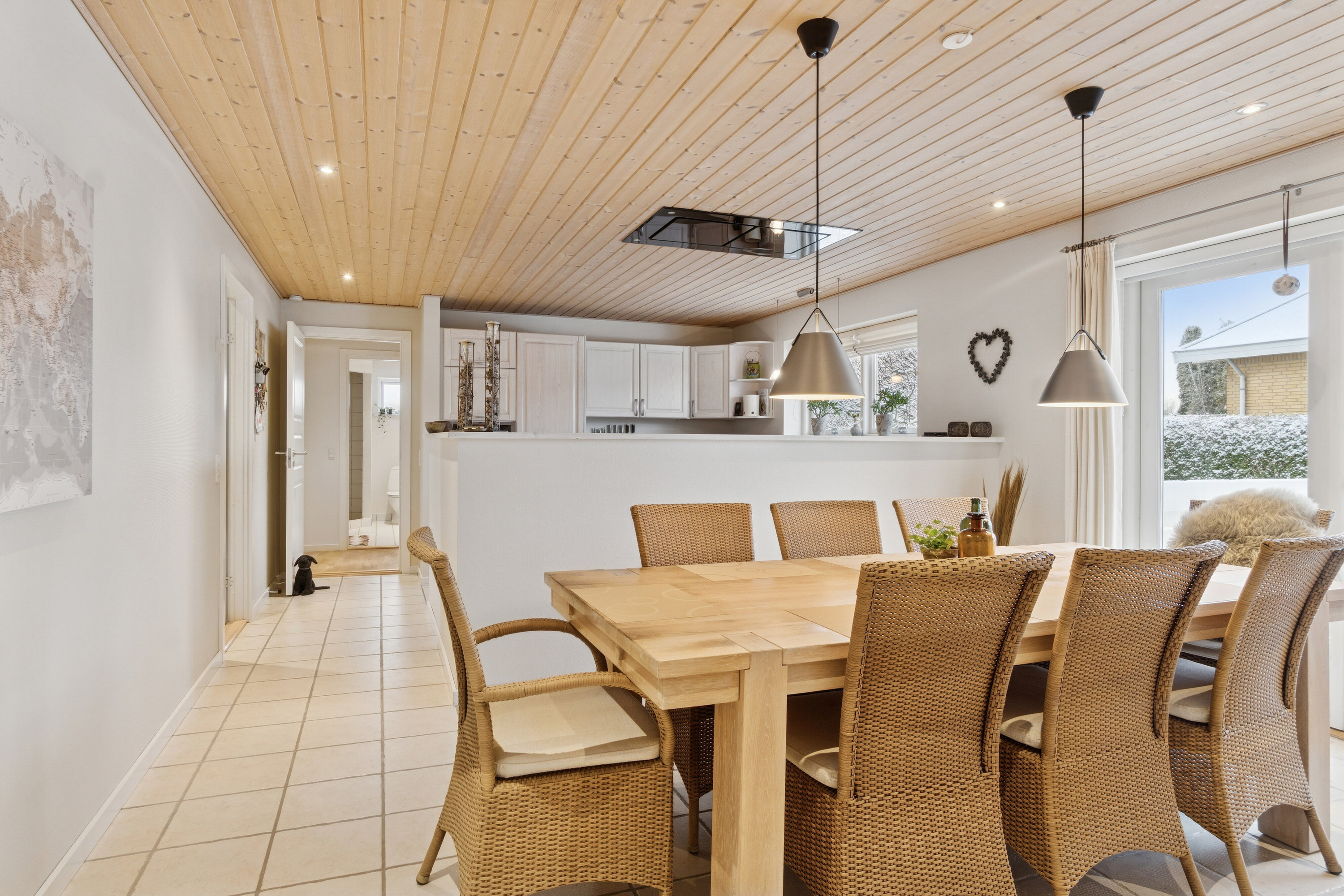 Fremhævet spisestue billede i fuldskærmstilstand. Billede af Rørmosevej 40, 4400 Kalundborg