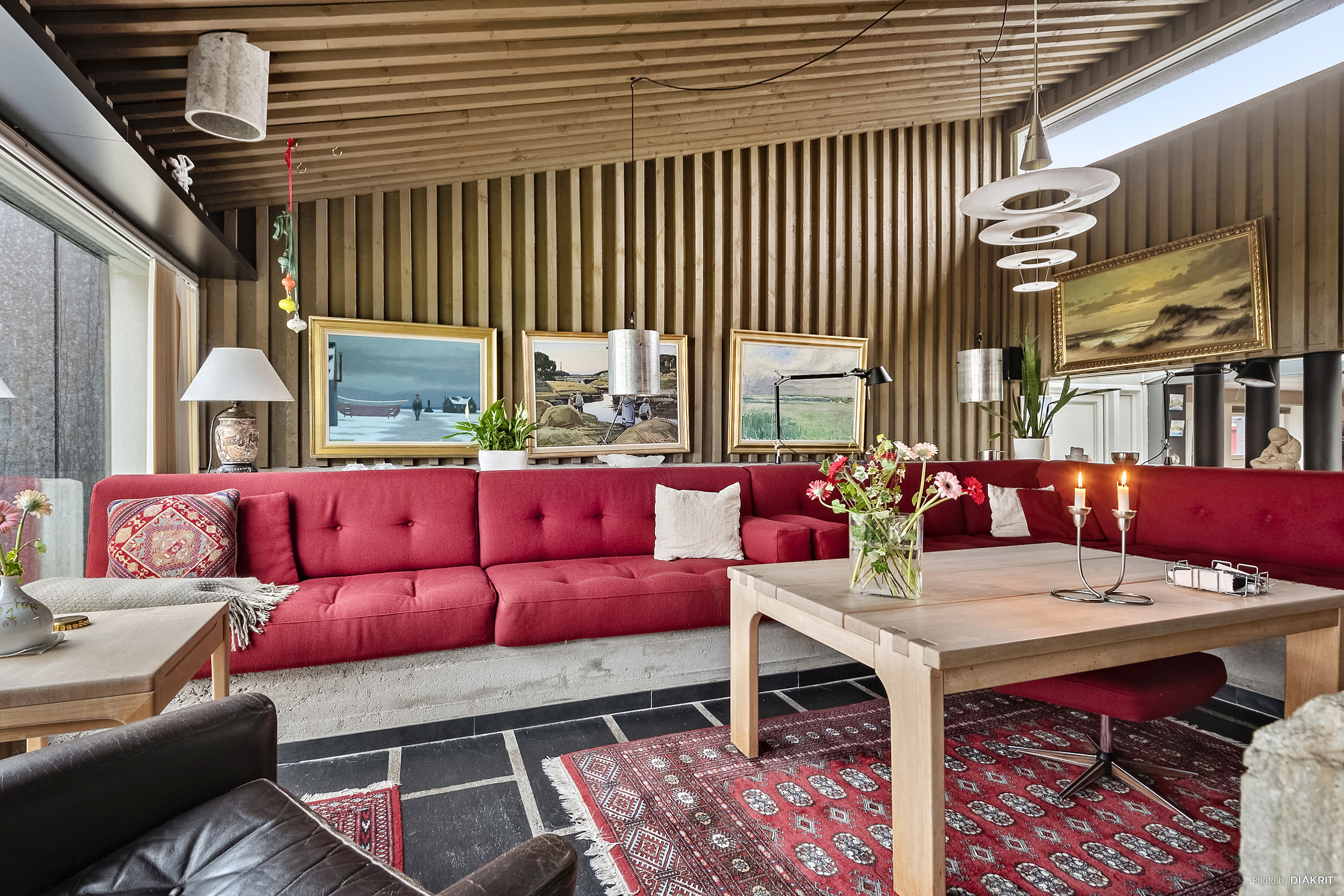 Fremhævet stue billede i fuldskærmstilstand. Billede af Nyvej 5, Hou, 8300 Odder