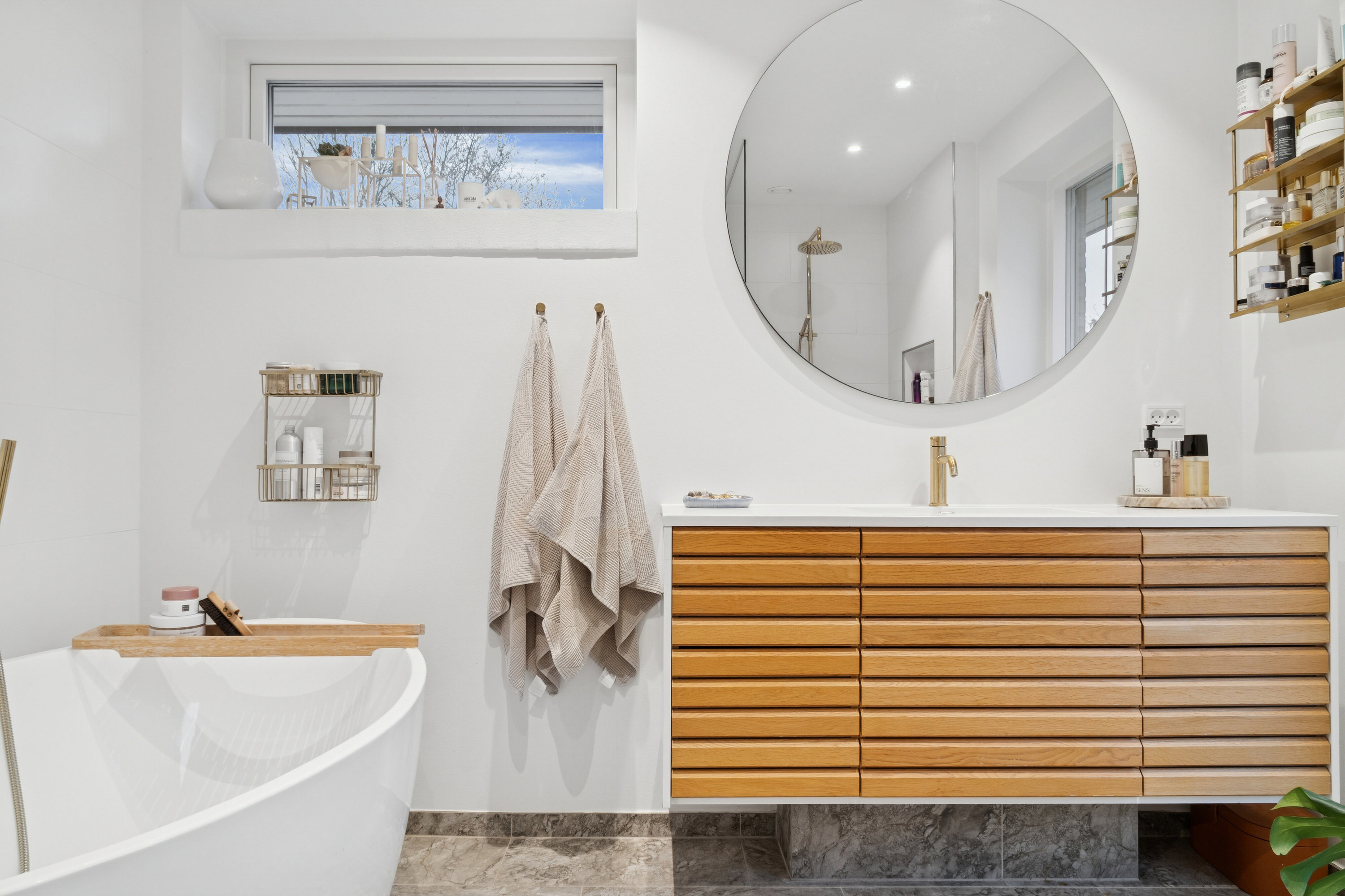 Fremhævet badeværelse billede i fuldskærmstilstand. Billede af Sommervej 13, 4040 Jyllinge