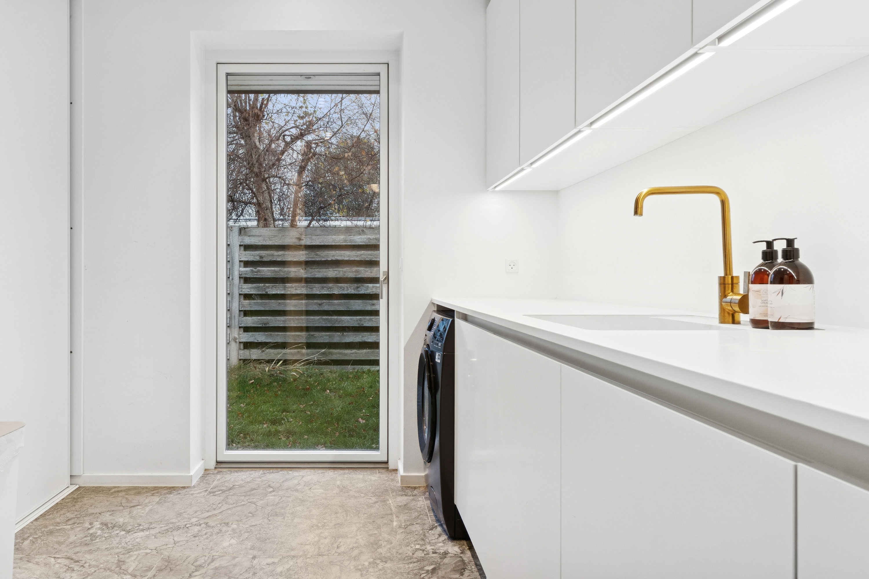 Fremhævet bryggers billede i fuldskærmstilstand. Billede af Sommervej 13, 4040 Jyllinge