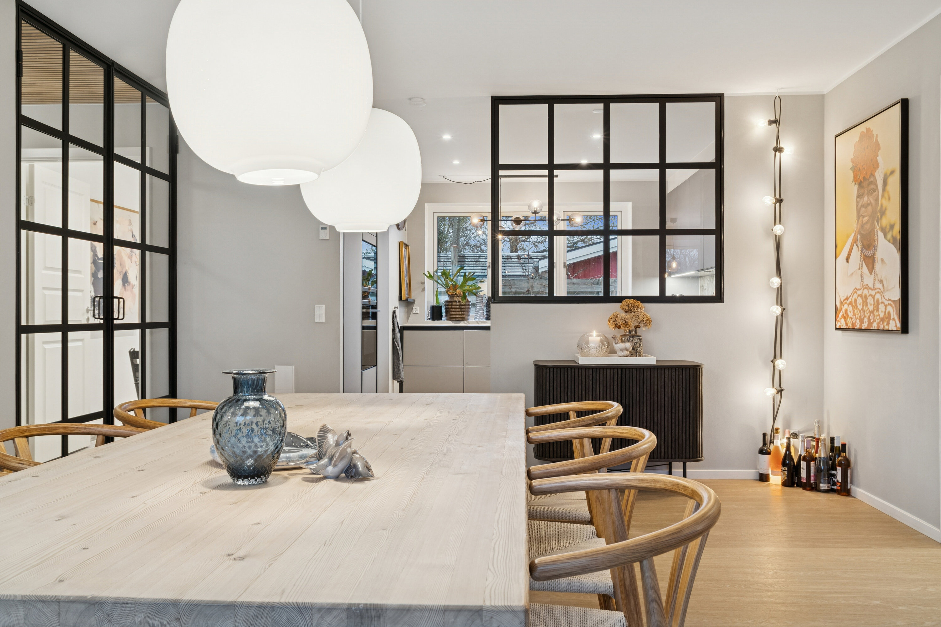 Fremhævet spisestue billede i fuldskærmstilstand. Billede af Sommervej 13, 4040 Jyllinge