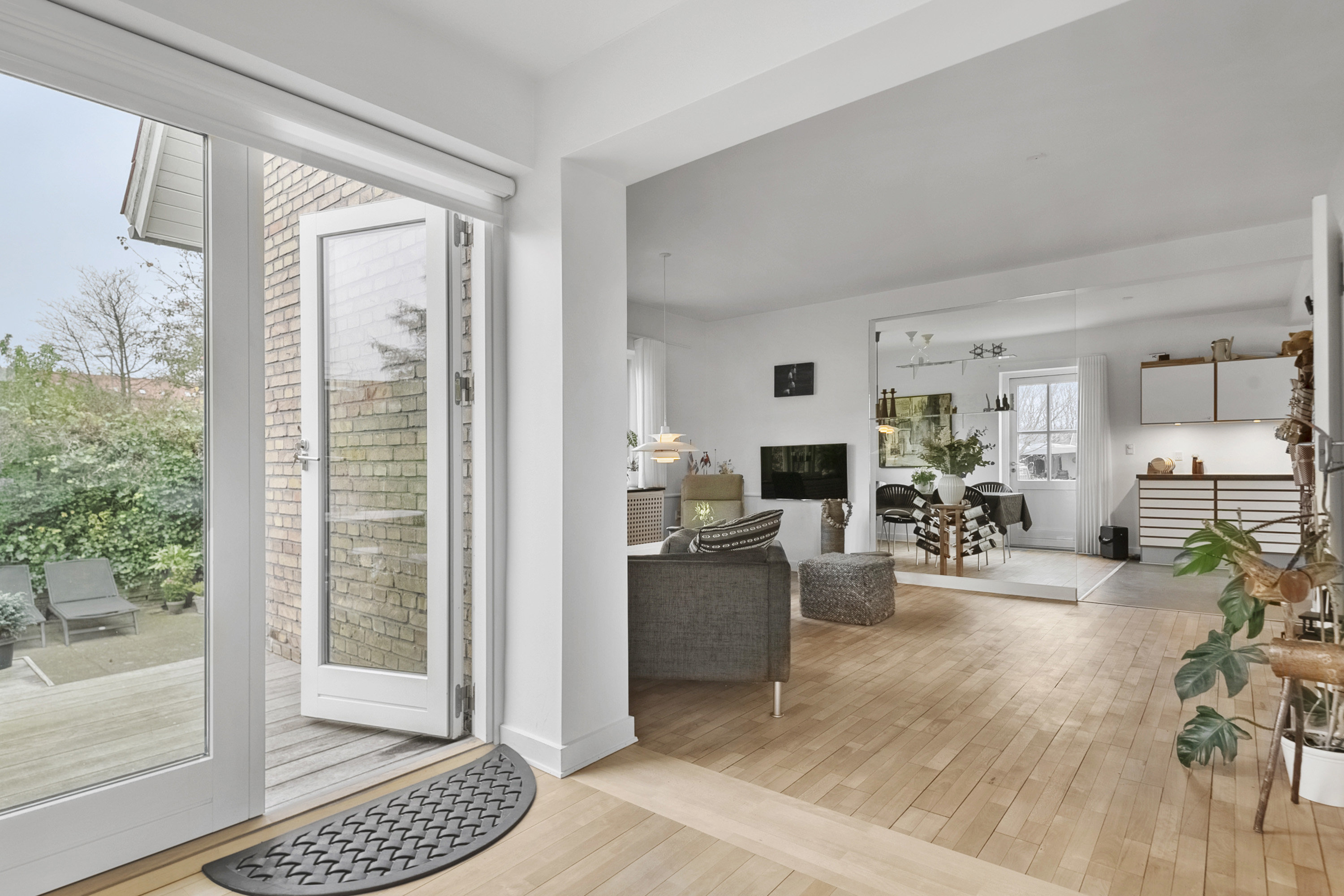 Fremhævet stue billede i fuldskærmstilstand. Billede af Jørgen Brønlunds Vej 11, Risvangen , 8200 Aarhus N