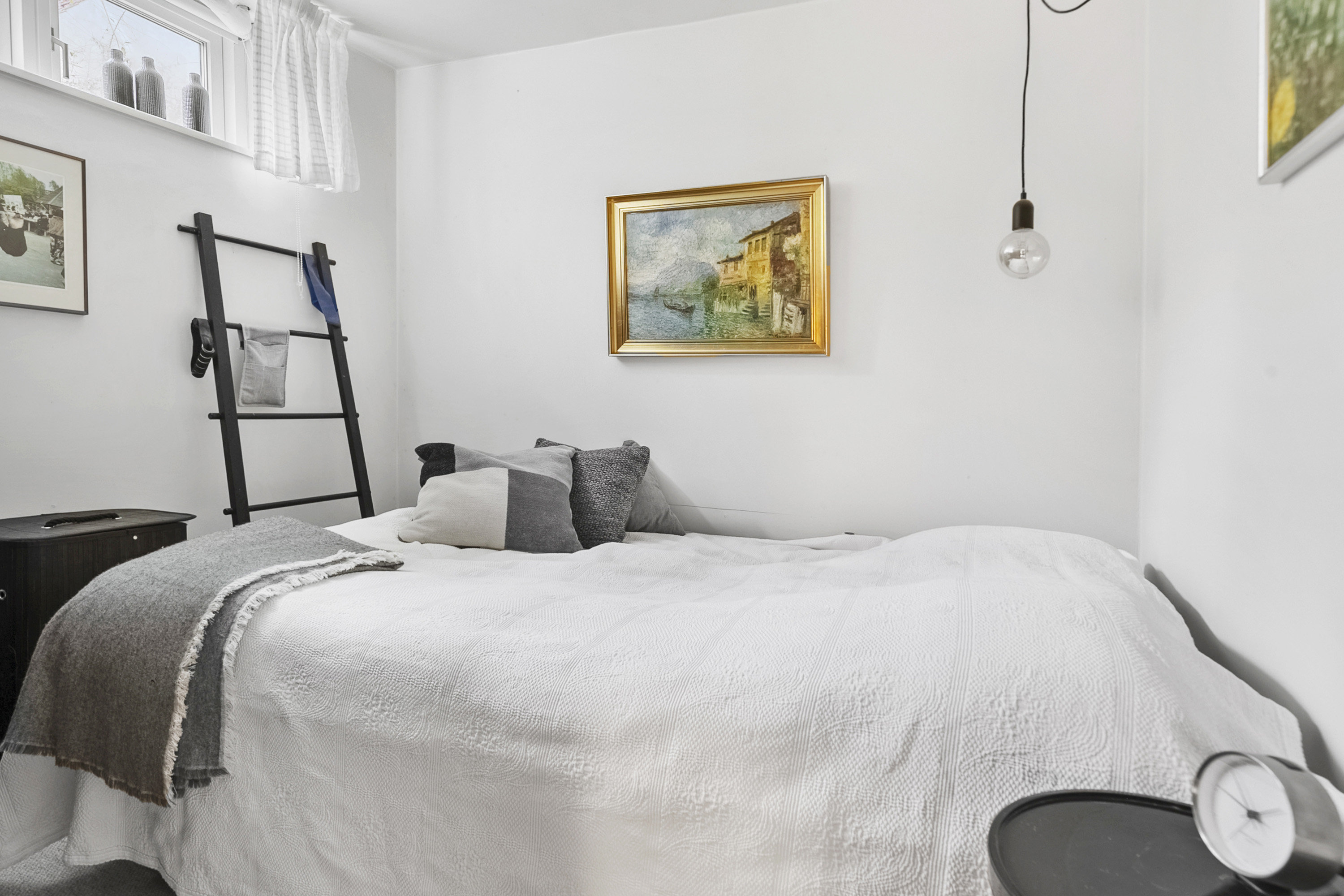 Fremhævet soveværelse billede i fuldskærmstilstand. Billede af Jørgen Brønlunds Vej 11, Risvangen , 8200 Aarhus N