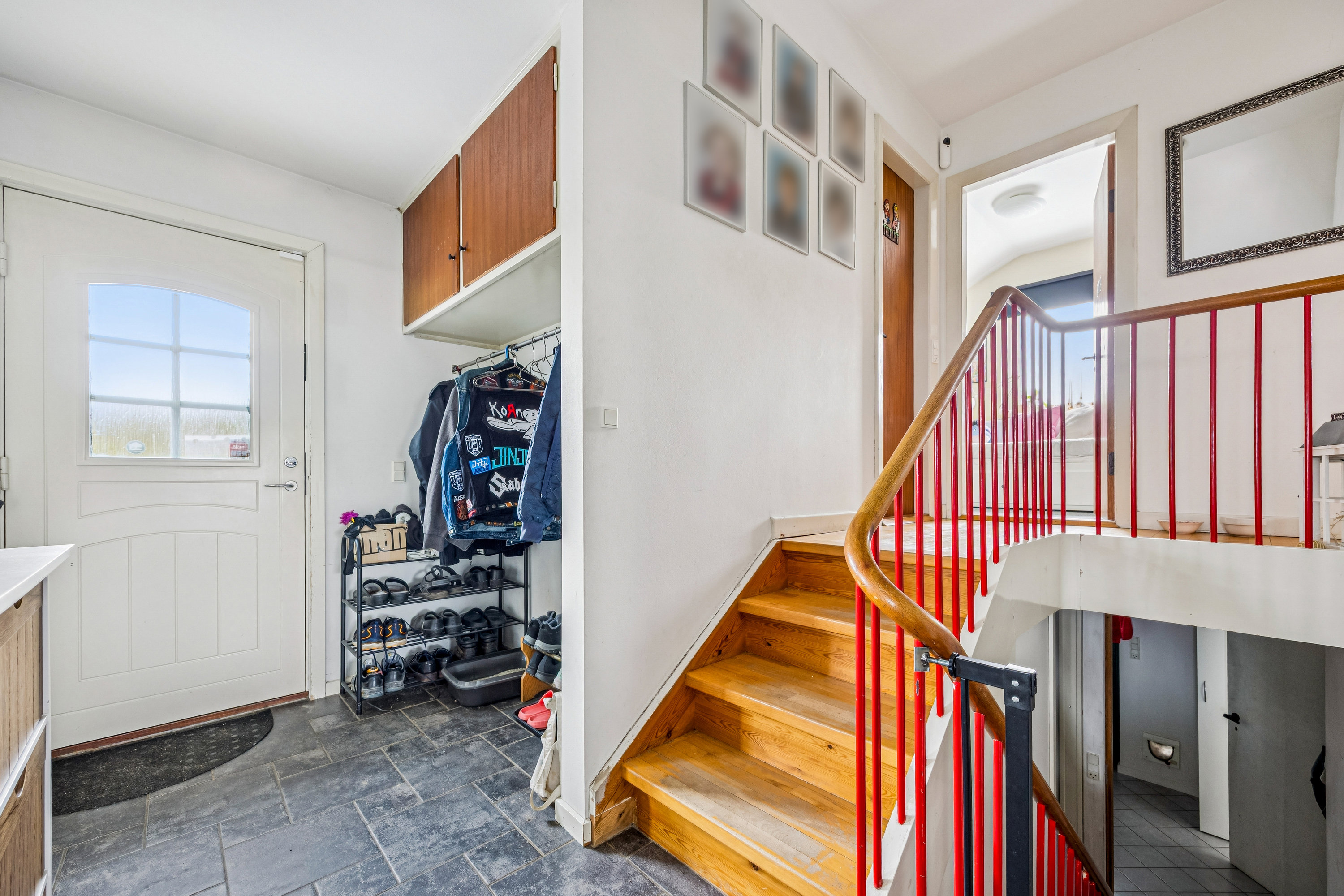 Fremhævet entré billede i fuldskærmstilstand. Billede af Hermodsvej 12, Benløse, 4100 Ringsted