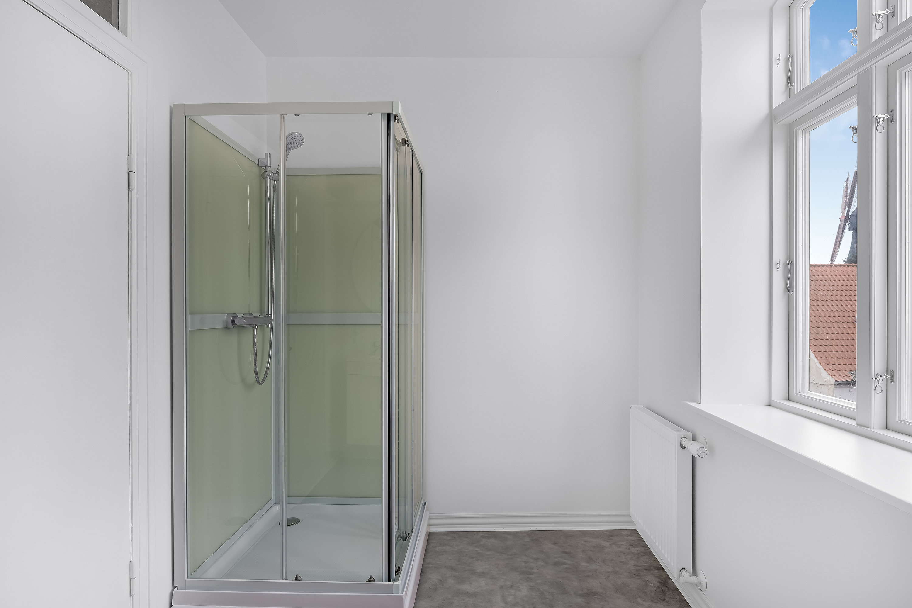 Fremhævet badeværelse billede i fuldskærmstilstand. Billede af Ballumvej 1, 6280 Højer