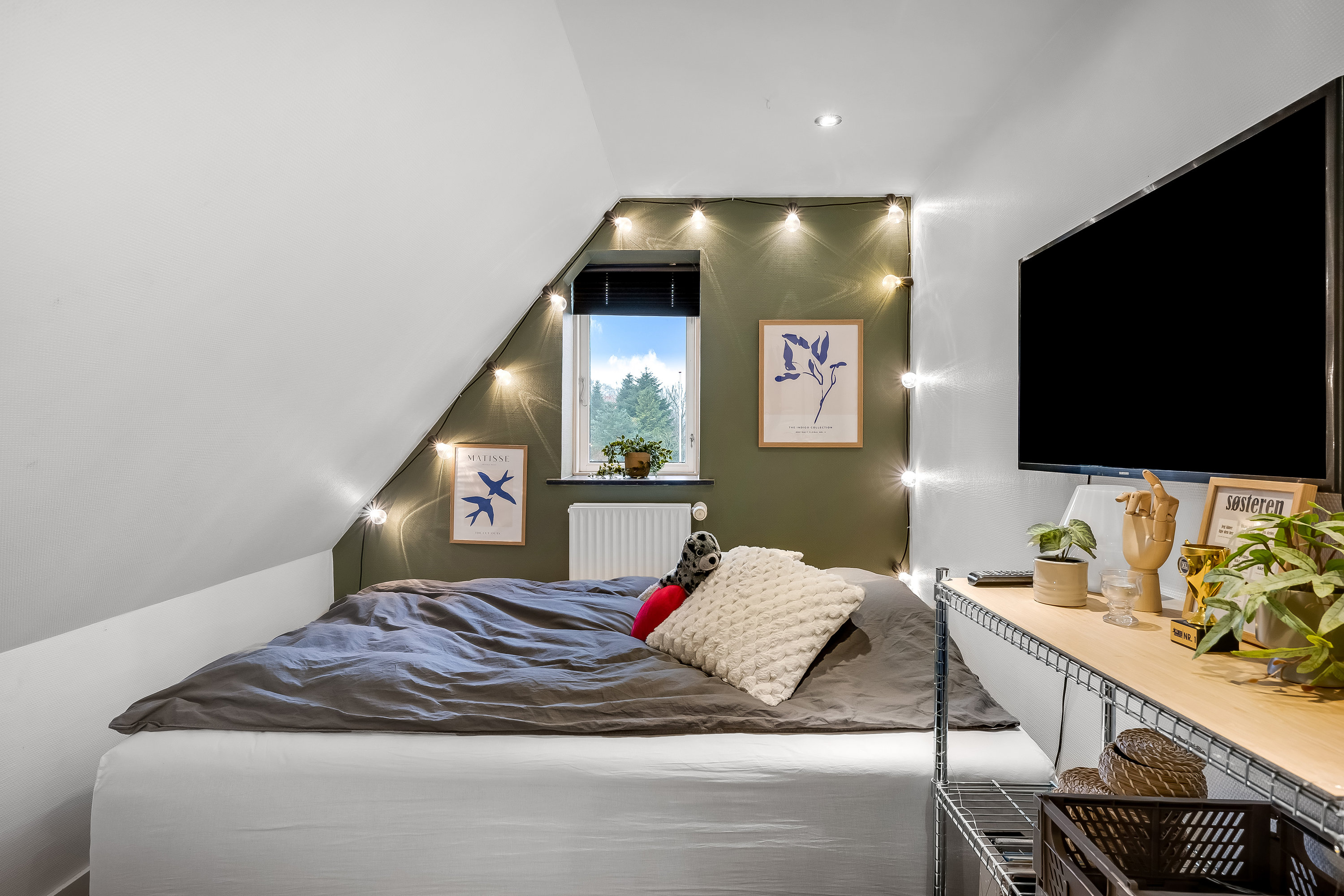 Fremhævet soveværelse billede i fuldskærmstilstand. Billede af Jørgensgaardvej 19, 6240 Løgumkloster