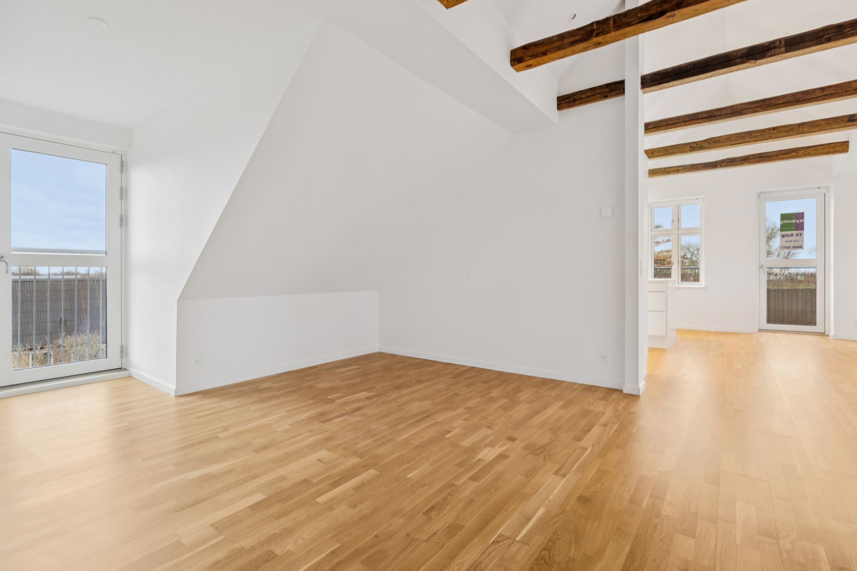 Fremhævet stue billede i fuldskærmstilstand. Billede af Østergade 2C, 2., 9370 Hals