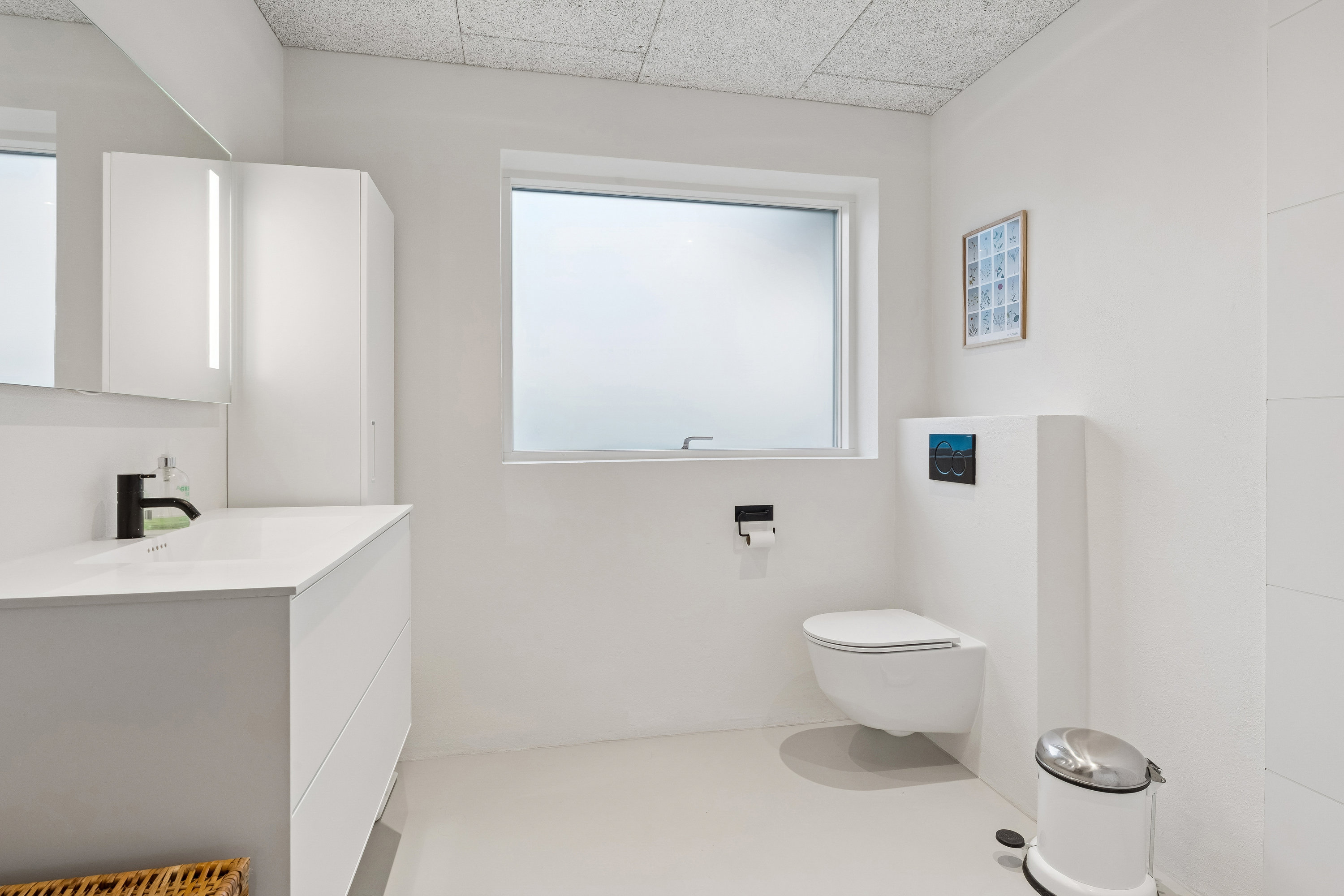 Fremhævet badeværelse billede i fuldskærmstilstand. Billede af Råbjergvej 25, Sørup, 9530 Støvring