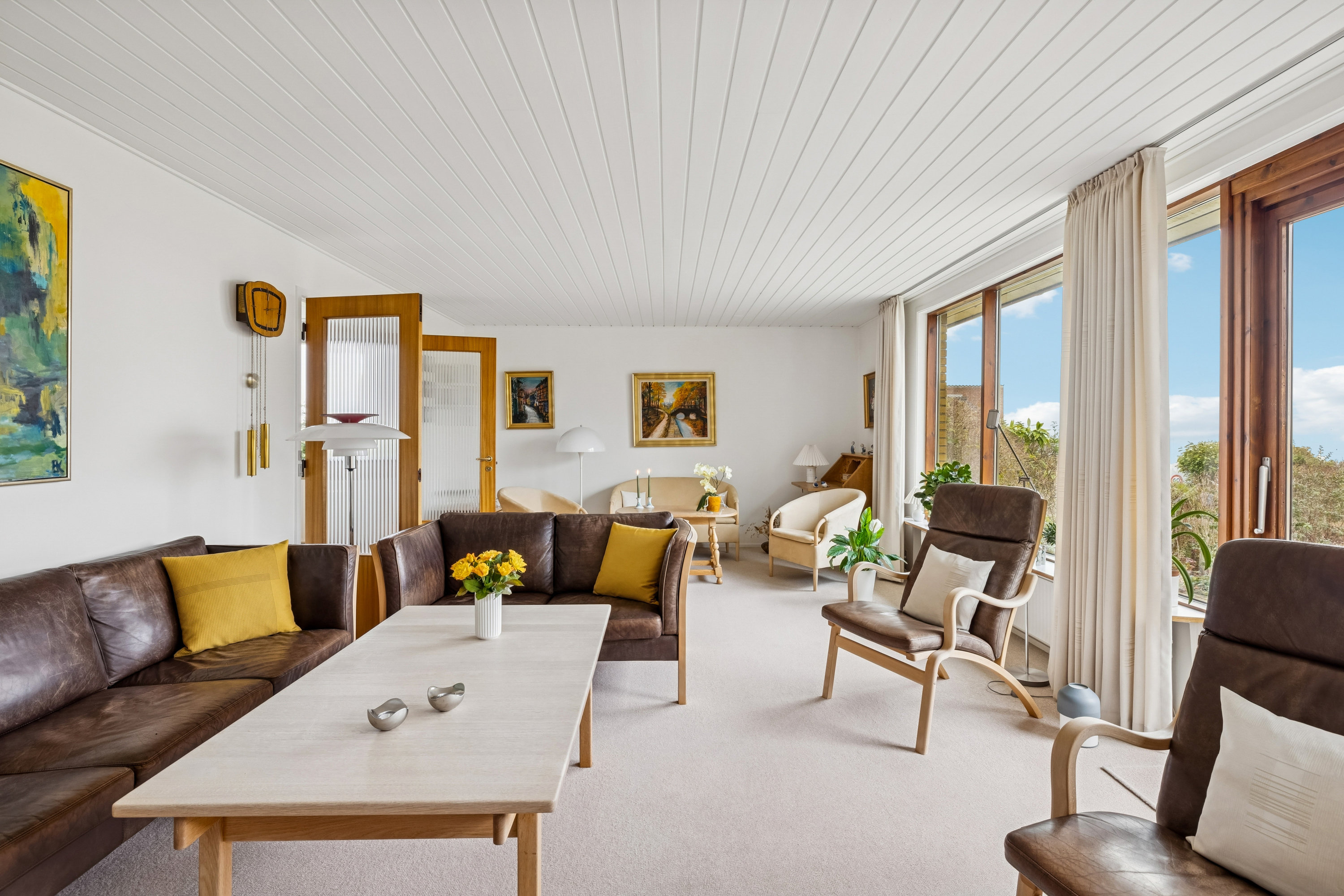 Fremhævet stue billede i fuldskærmstilstand. Billede af Rosenhøjvej 21, Ugelbølle, 8410 Rønde