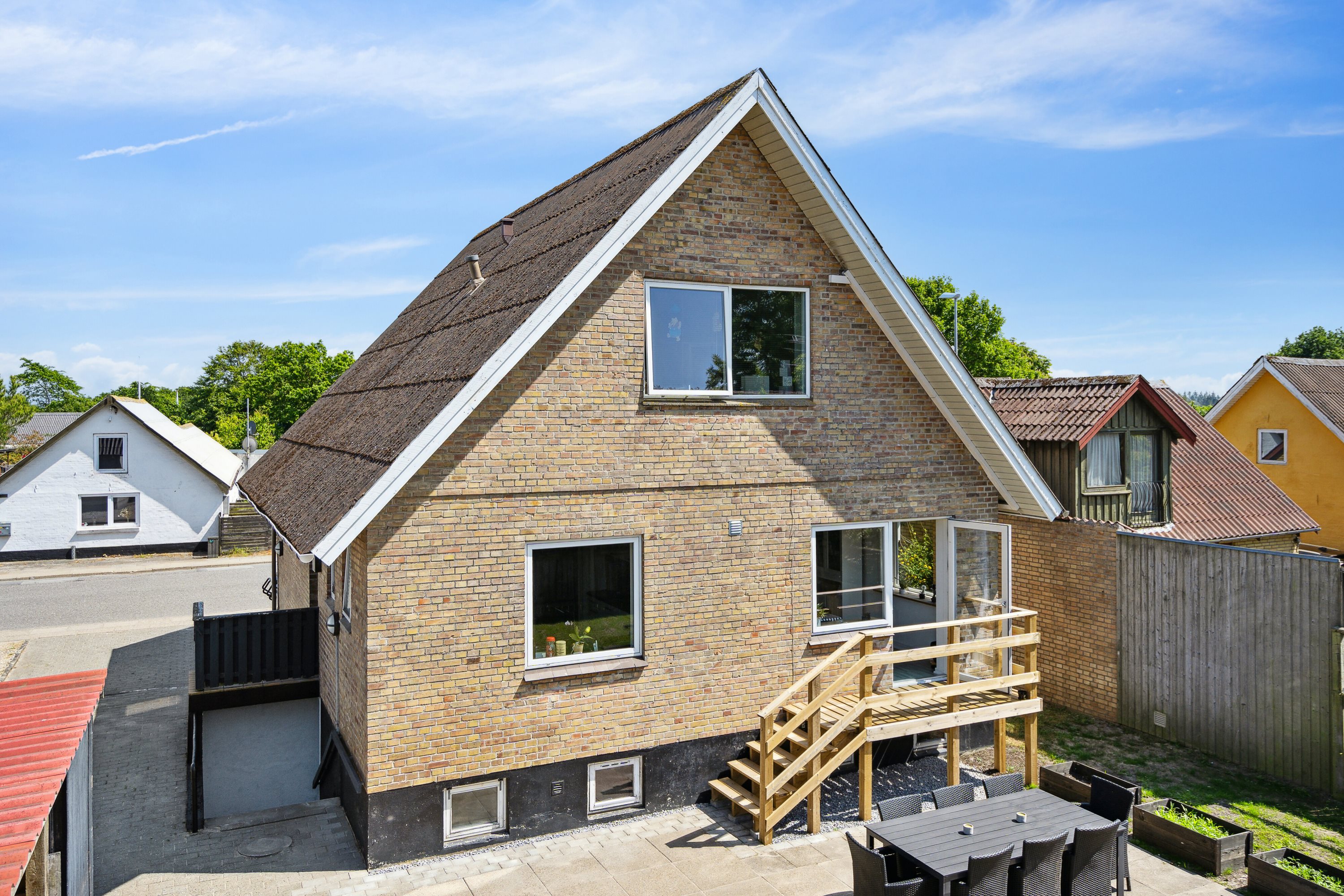 Fremhævet udendørs billede i fuldskærmstilstand. Billede af Nørregade 91, 9870 Sindal