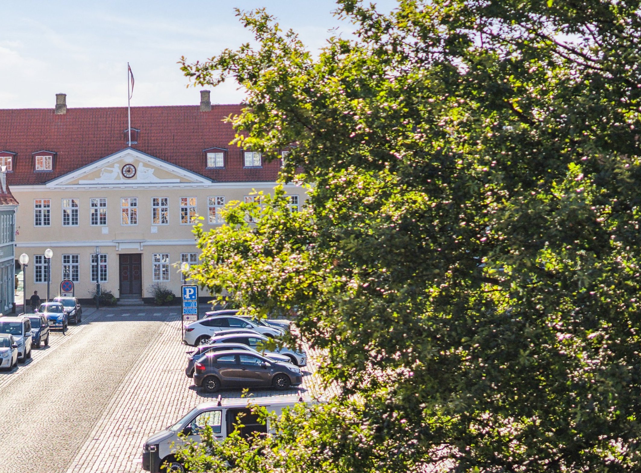 Fremhævet  billede i fuldskærmstilstand. Billede af Torvet 26, 1., 4600 Køge