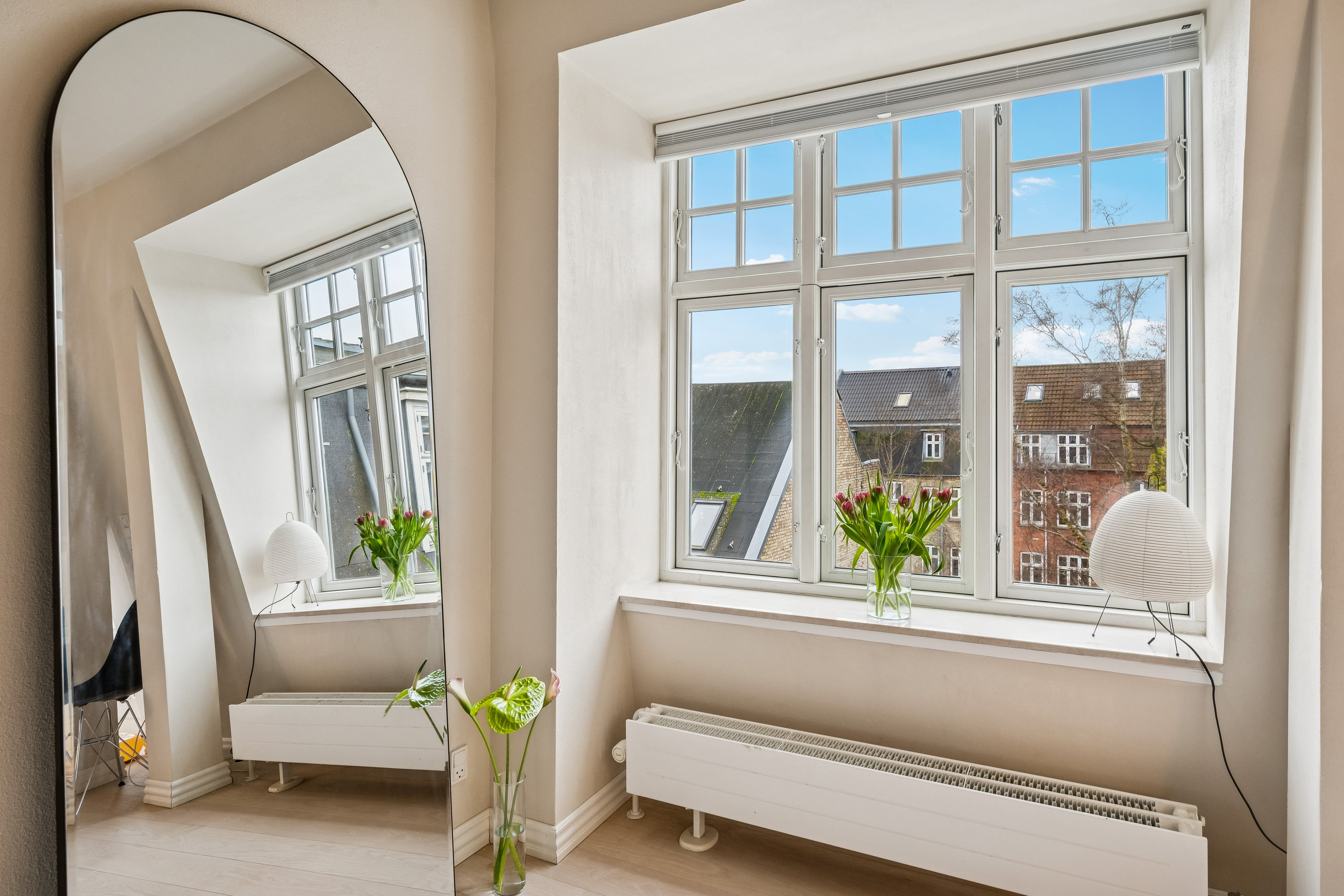 Fremhævet stue billede i fuldskærmstilstand. Billede af Mønsgade 8A, 3. 3., 8000 Aarhus C