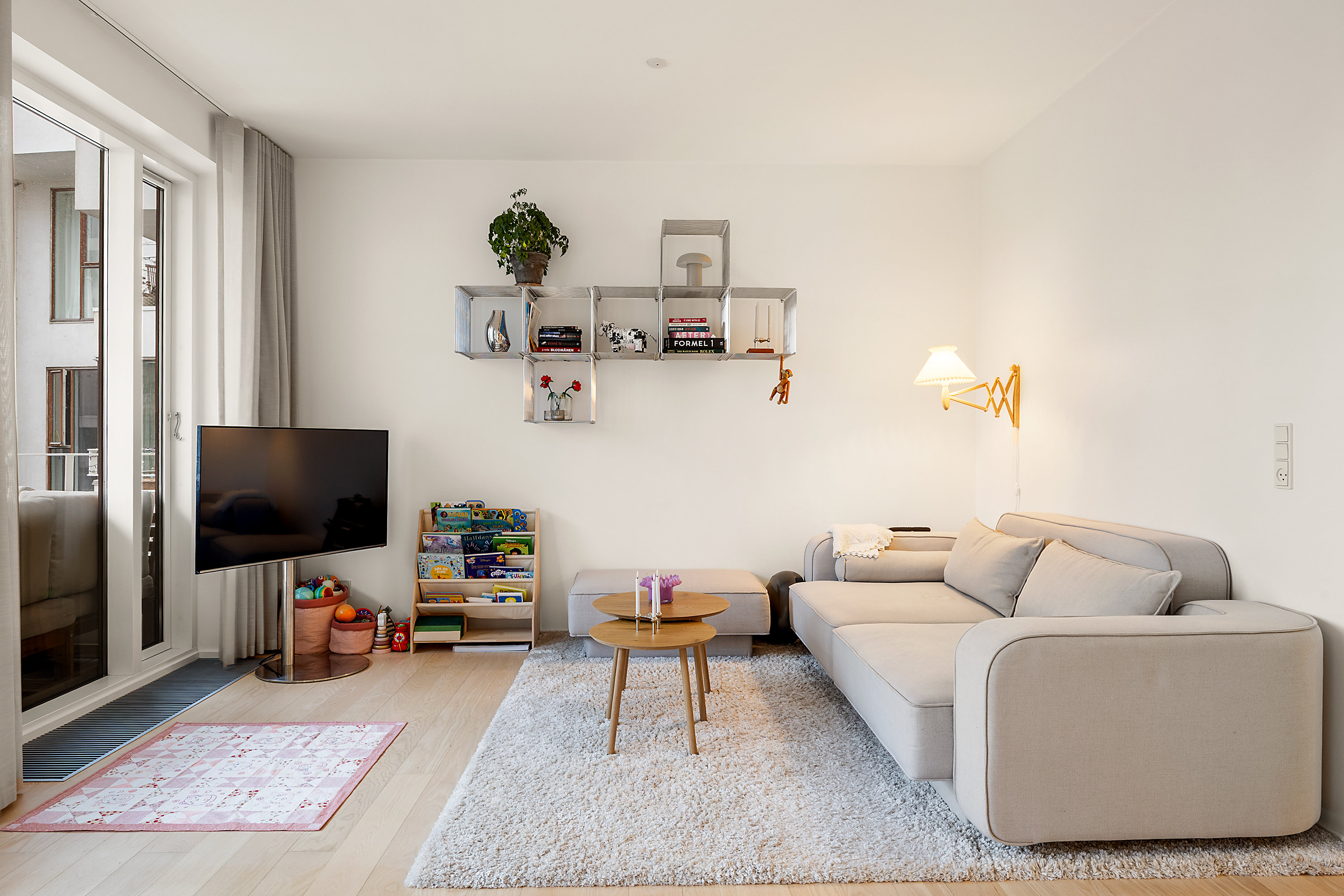 Fremhævet stue billede i fuldskærmstilstand. Billede af Havneholmen 56, 1. tv., 1561 København V