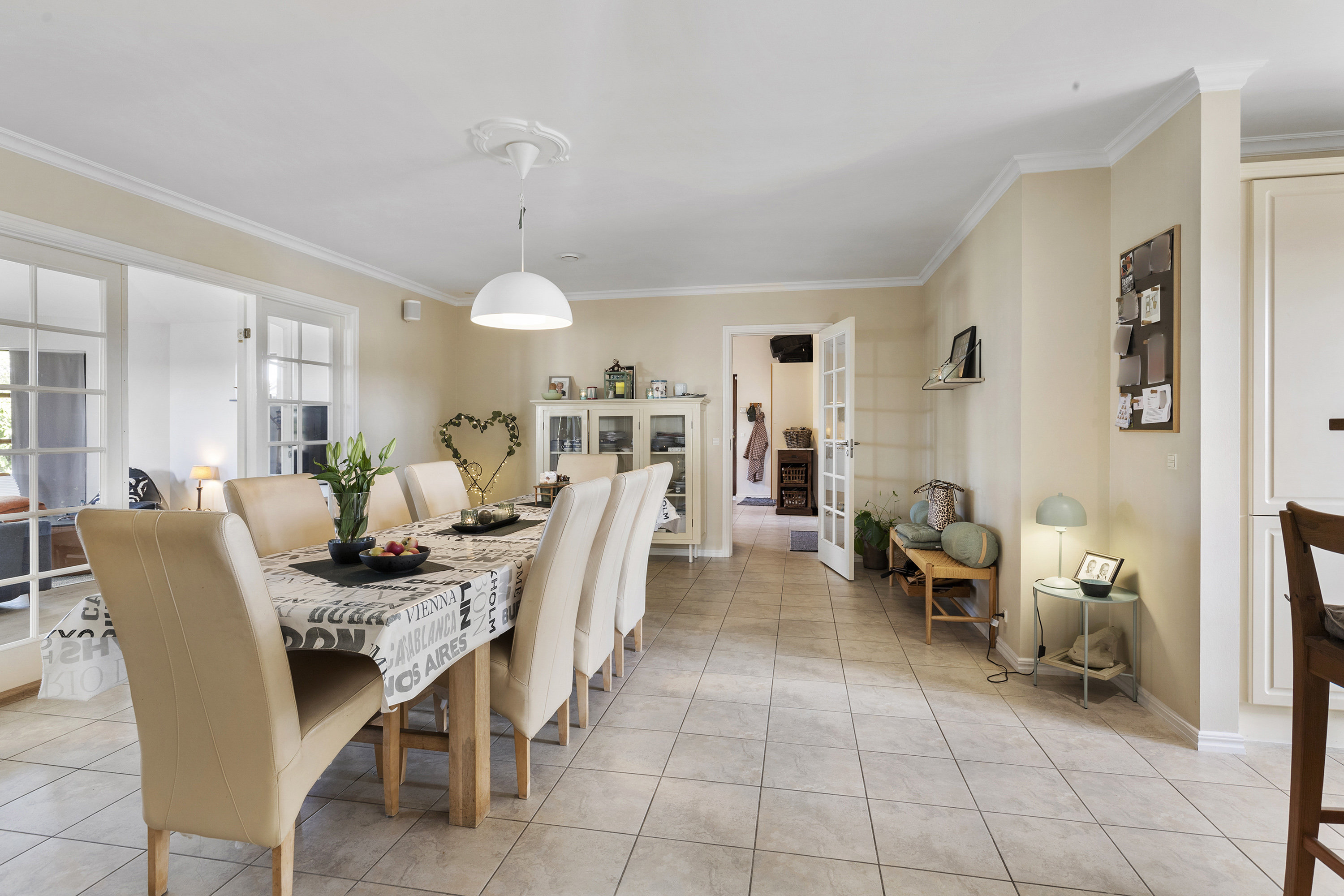 Fremhævet køkken alrum billede i fuldskærmstilstand. Billede af Rugmarken 162, 9690 Fjerritslev