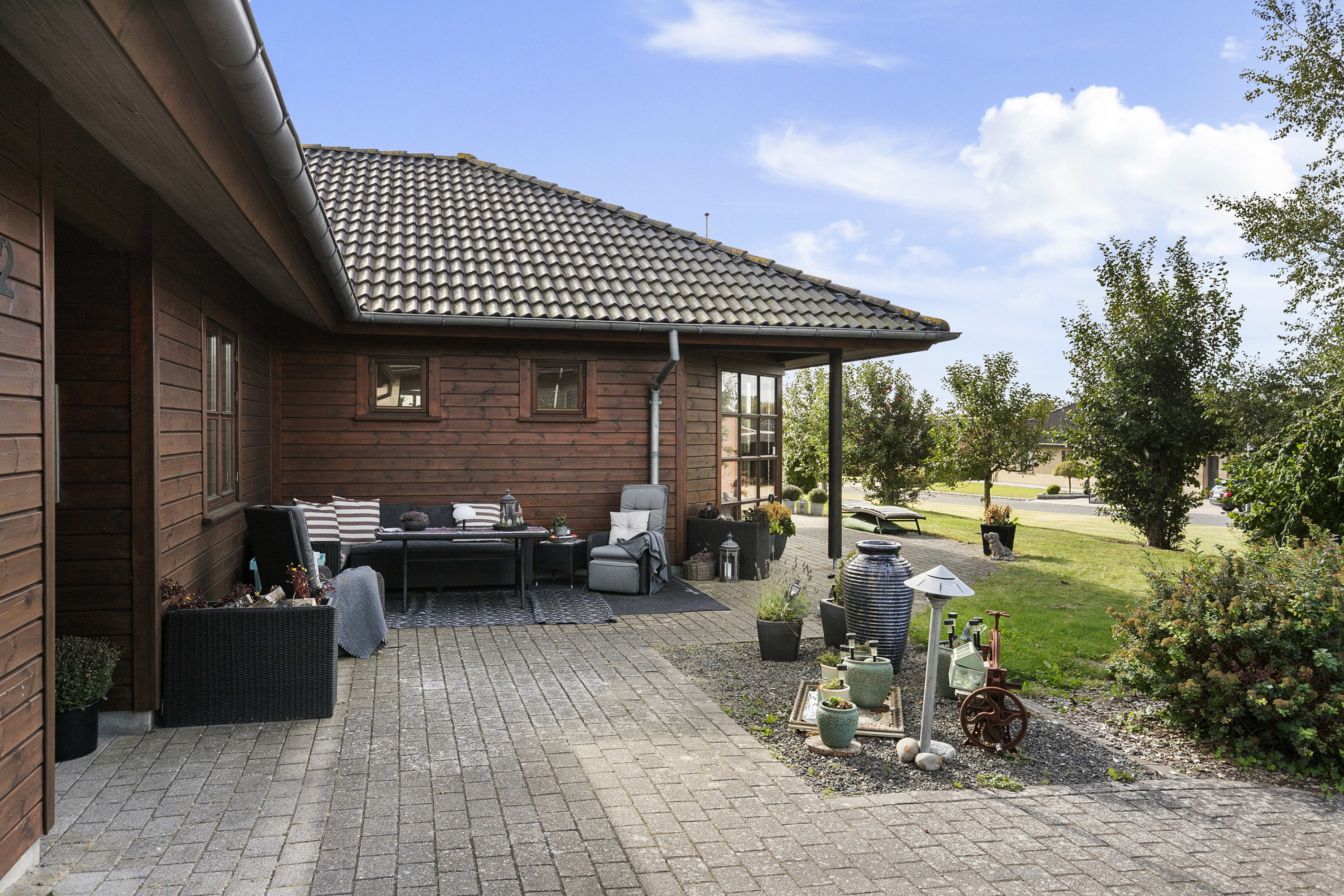 Fremhævet terrasse billede i fuldskærmstilstand. Billede af Rugmarken 162, 9690 Fjerritslev