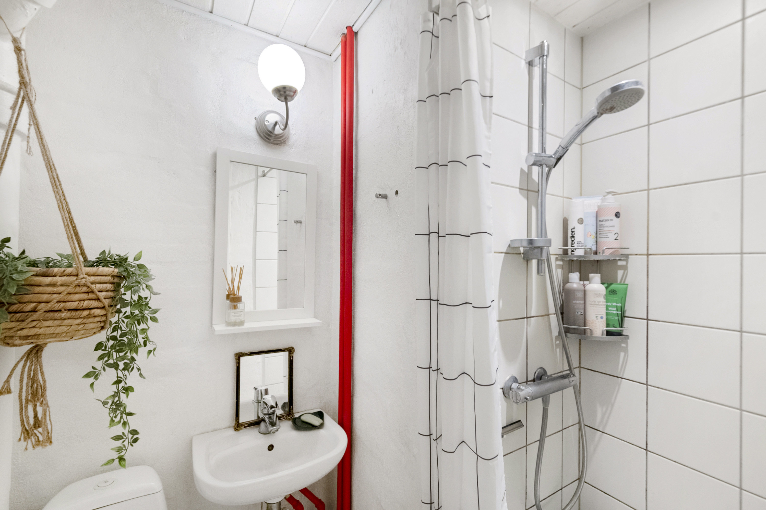 Fremhævet badeværelse billede i fuldskærmstilstand. Billede af Willemoesgade 64, st.. th., Trøjborg, 8200 Aarhus N