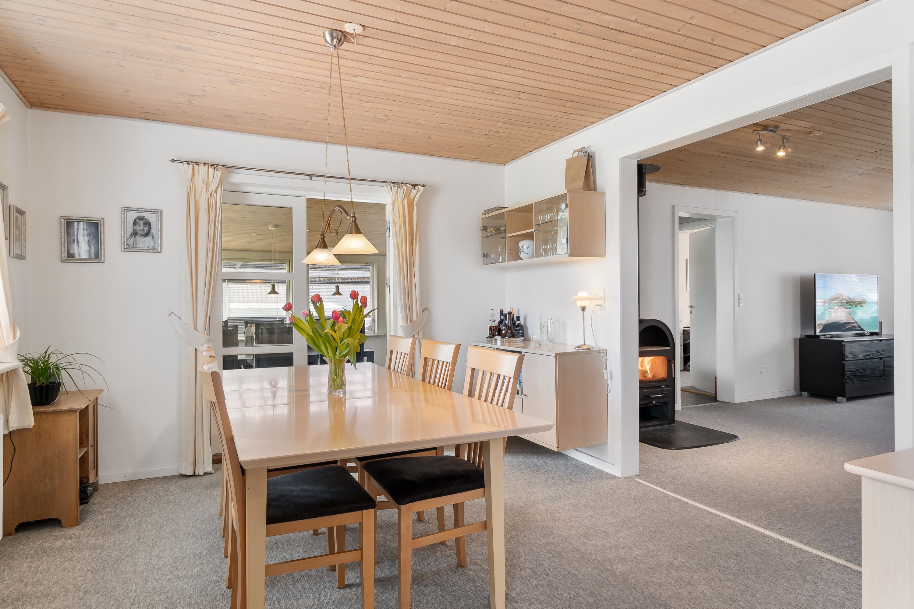 Fremhævet spisestue billede i fuldskærmstilstand. Billede af Vandværksvej 8, 9690 Fjerritslev