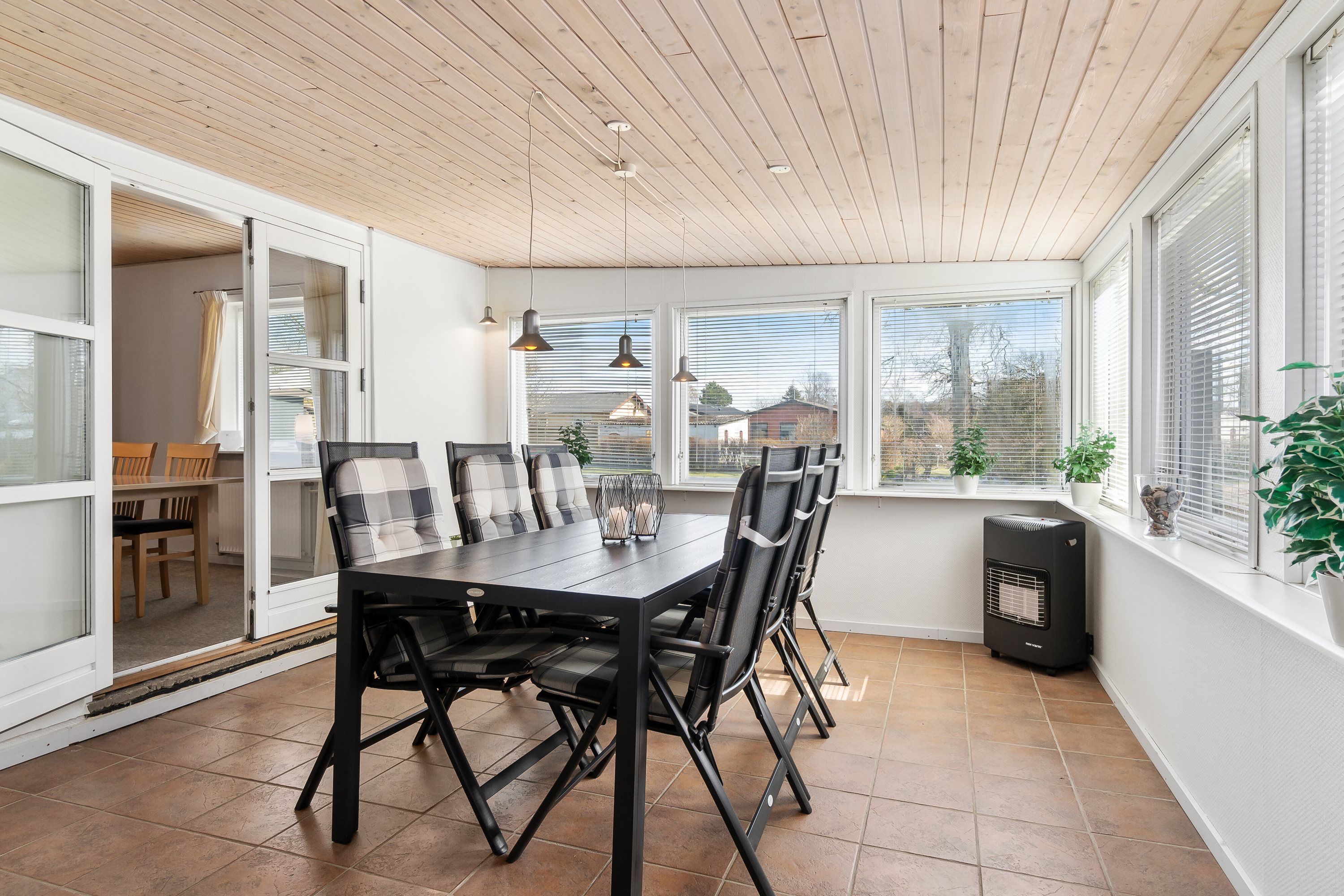 Fremhævet udestue billede i fuldskærmstilstand. Billede af Vandværksvej 8, 9690 Fjerritslev