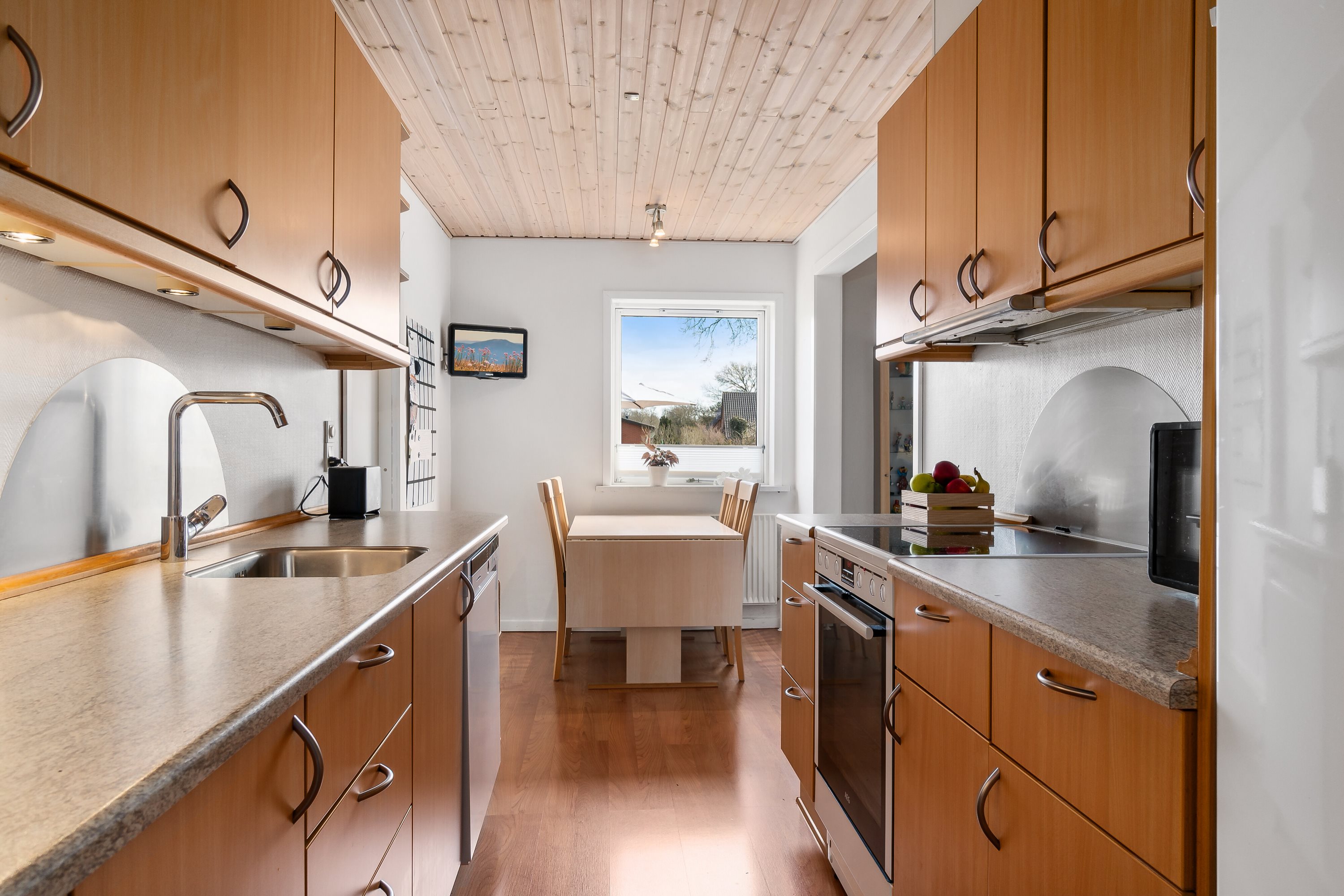 Fremhævet køkken billede i fuldskærmstilstand. Billede af Vandværksvej 8, 9690 Fjerritslev