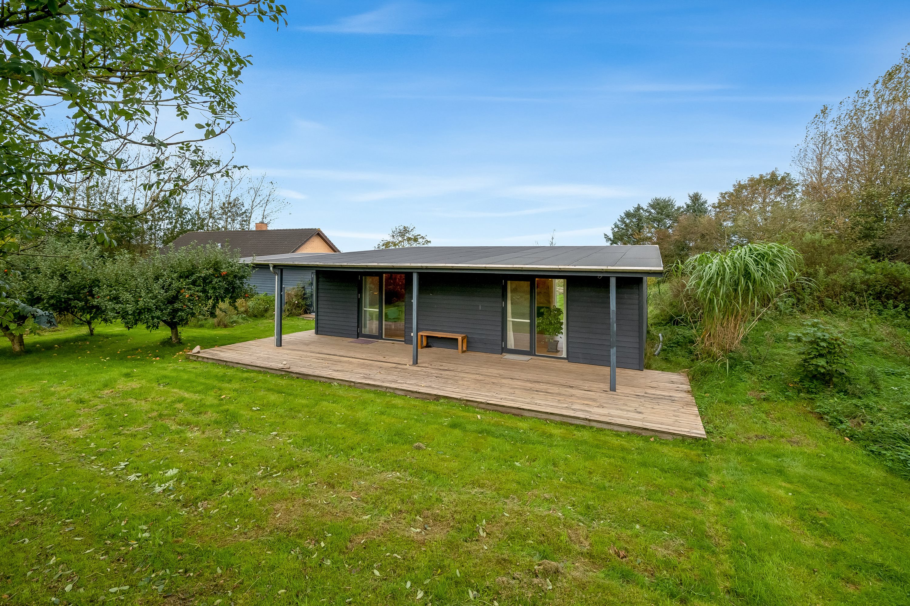 Fremhævet facade billede i fuldskærmstilstand. Billede af Torstedvej 96, 6980 Tim