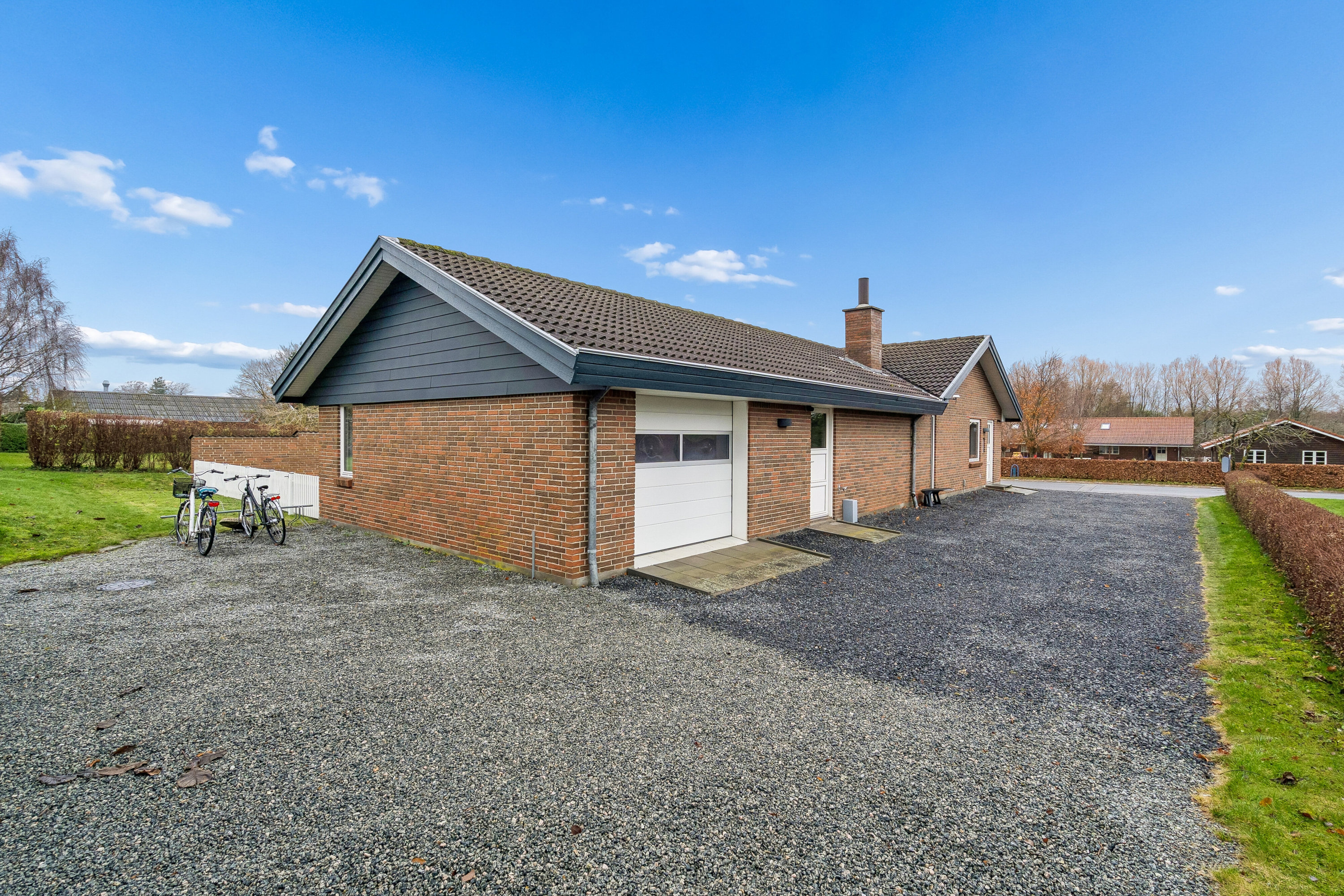 Fremhævet set fra vejen billede i fuldskærmstilstand. Billede af Fasanvej 22, 5540 Ullerslev