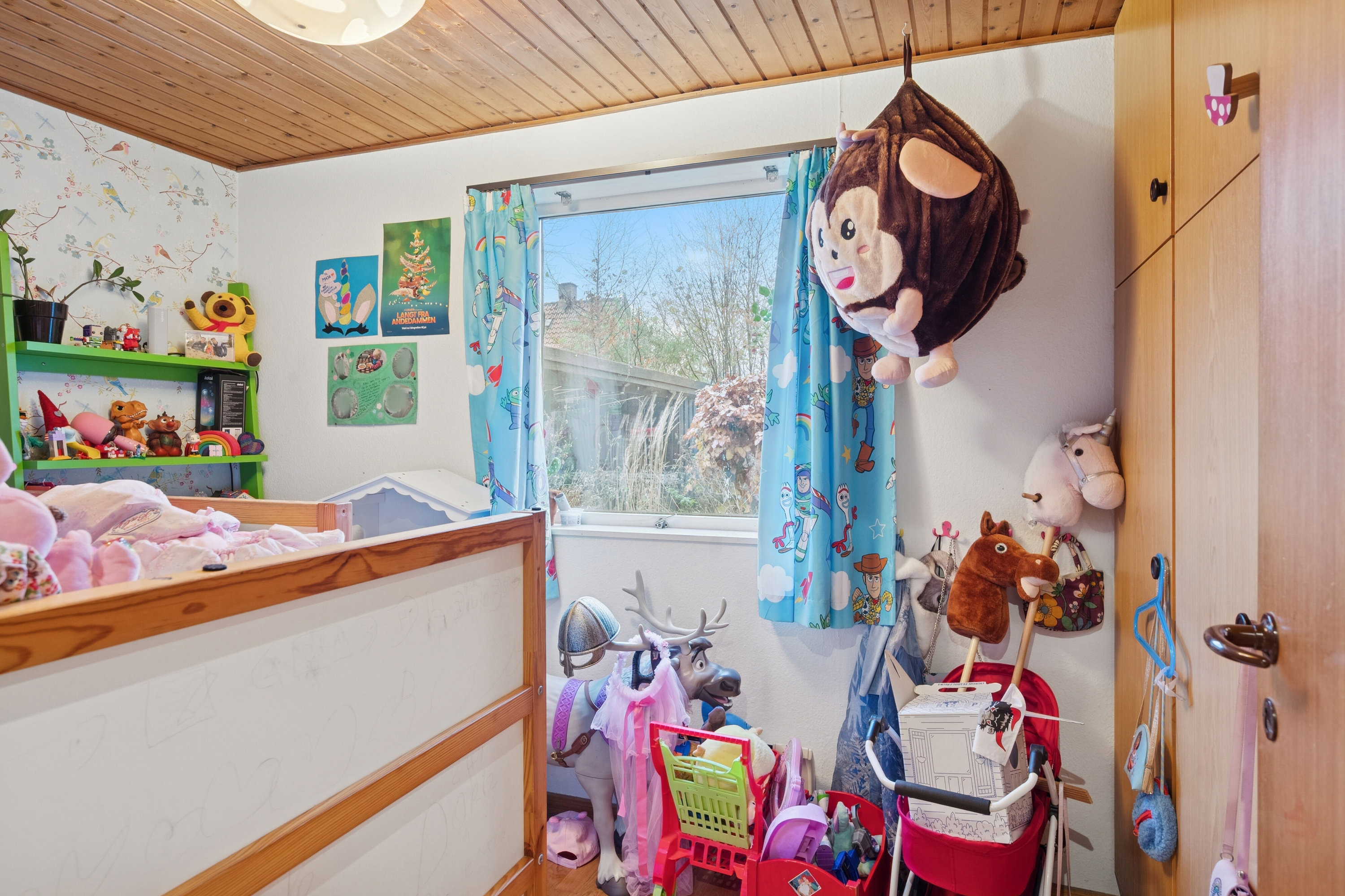 Fremhævet soveværelse billede i fuldskærmstilstand. Billede af Grambyvej 47B, 2610 Rødovre