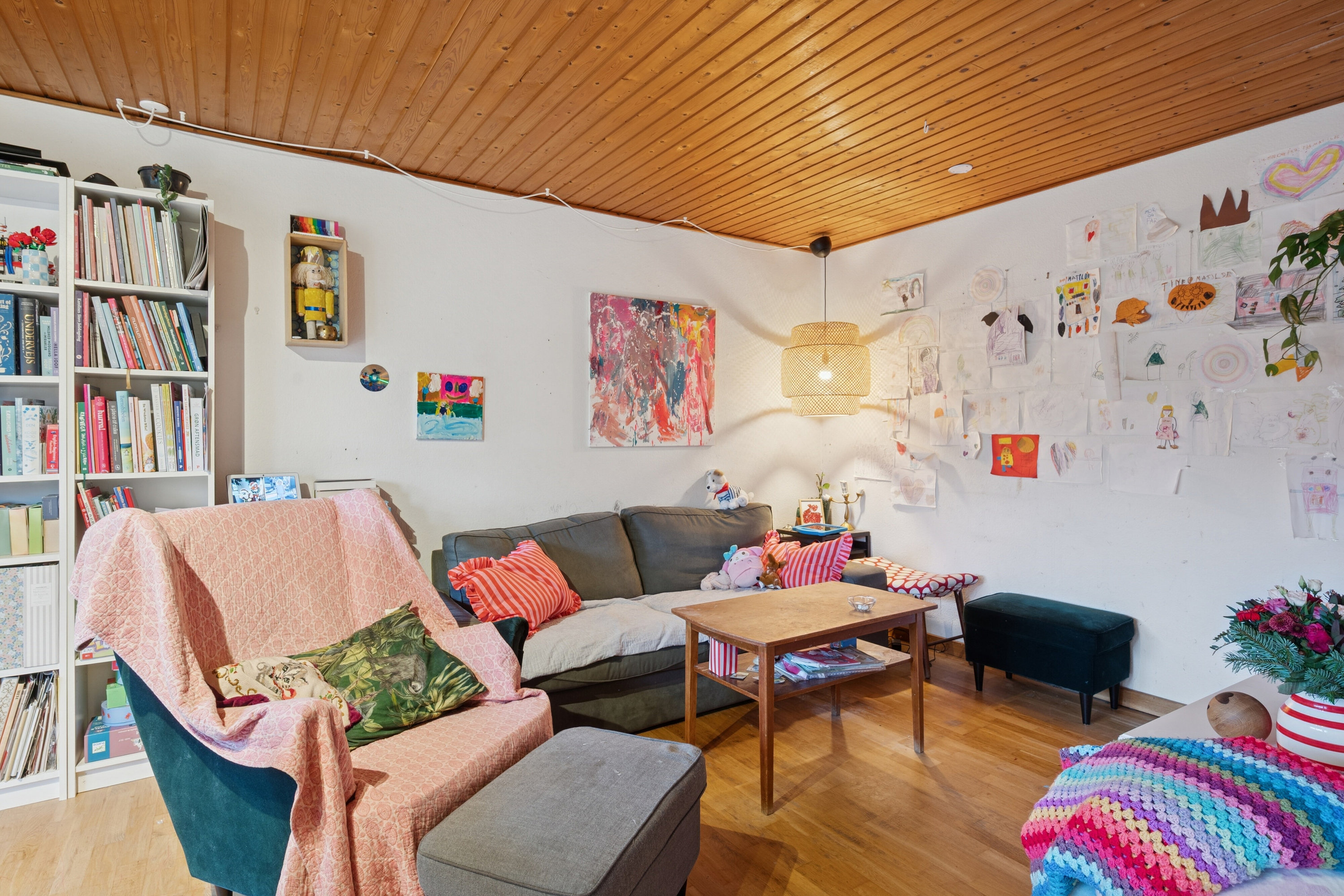 Fremhævet stue billede i fuldskærmstilstand. Billede af Grambyvej 47B, 2610 Rødovre