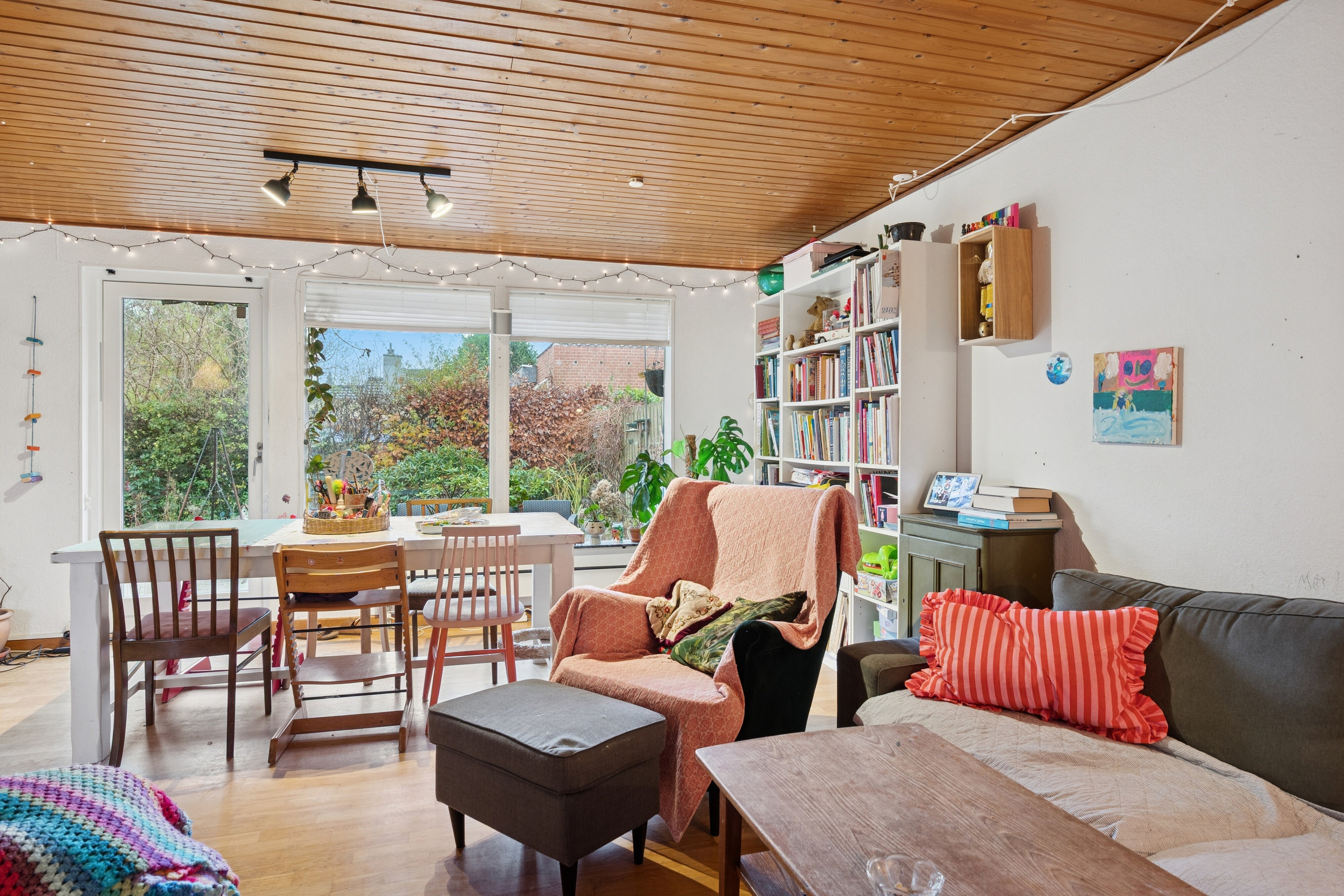 Fremhævet stue billede i fuldskærmstilstand. Billede af Grambyvej 47B, 2610 Rødovre