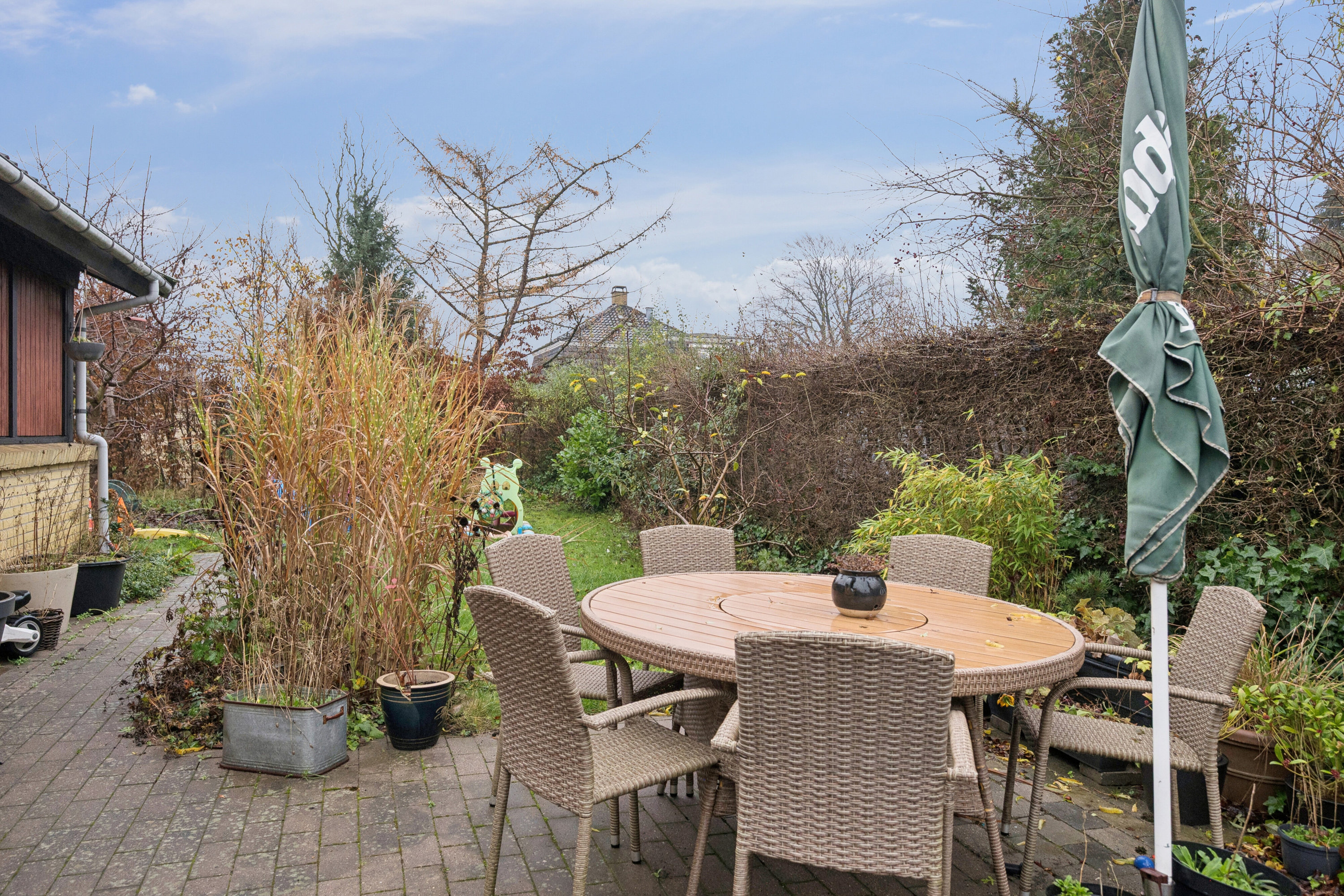 Fremhævet terrasse billede i fuldskærmstilstand. Billede af Grambyvej 47B, 2610 Rødovre