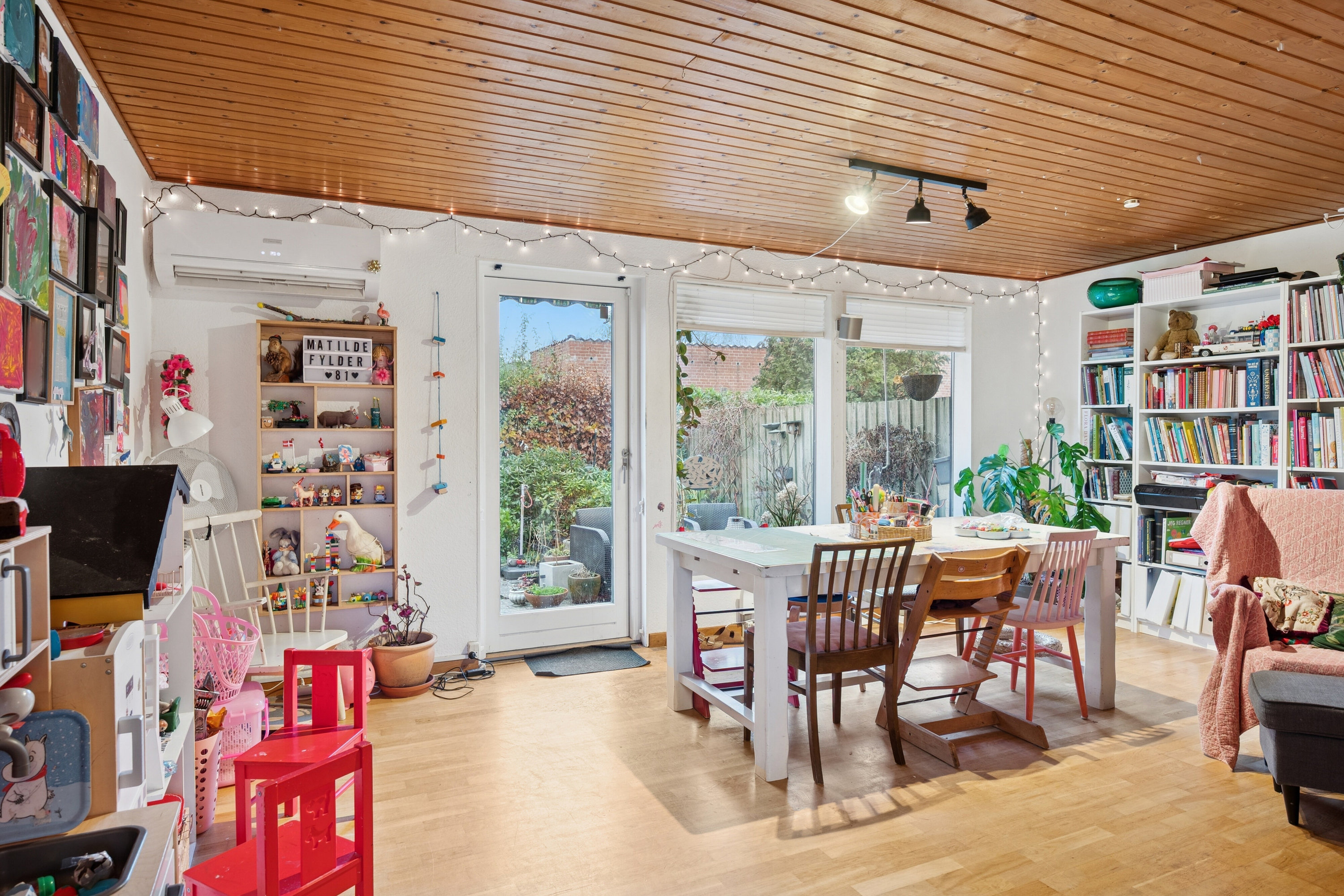 Fremhævet spisestue billede i fuldskærmstilstand. Billede af Grambyvej 47B, 2610 Rødovre