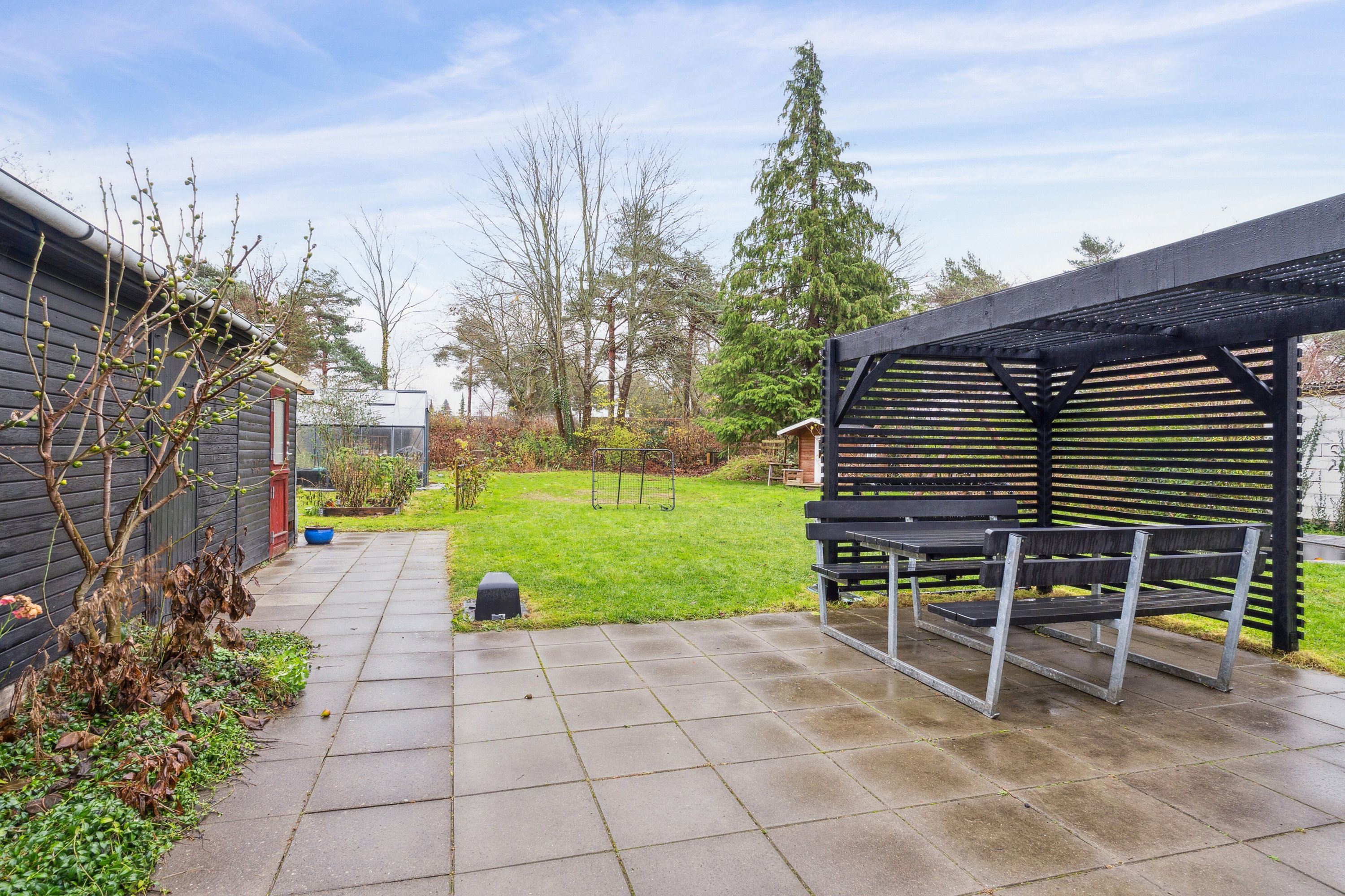 Fremhævet overdækket terrasse billede i fuldskærmstilstand. Billede af Stjernevangen 3, 2600 Glostrup