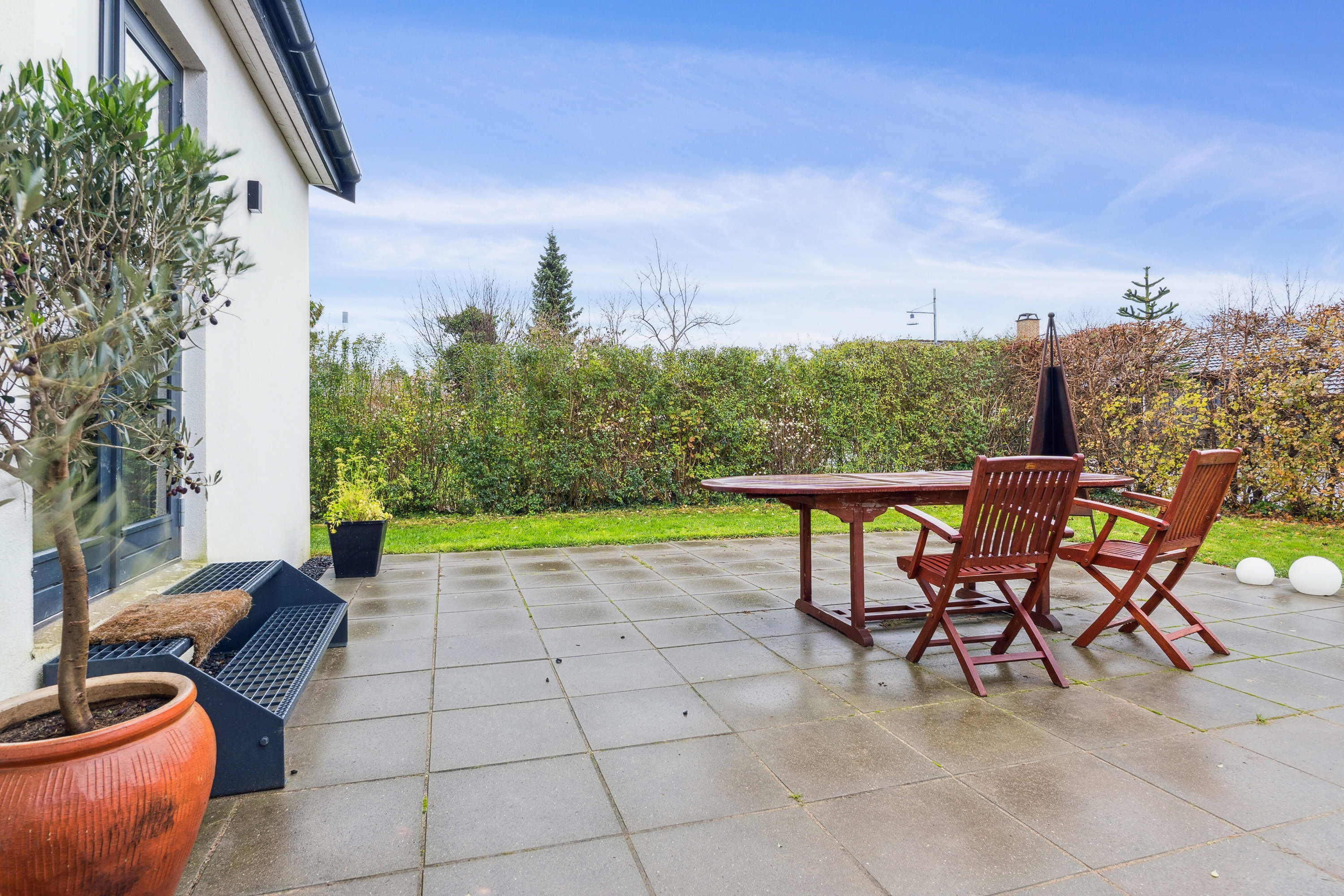 Fremhævet terrasse billede i fuldskærmstilstand. Billede af Stjernevangen 3, 2600 Glostrup