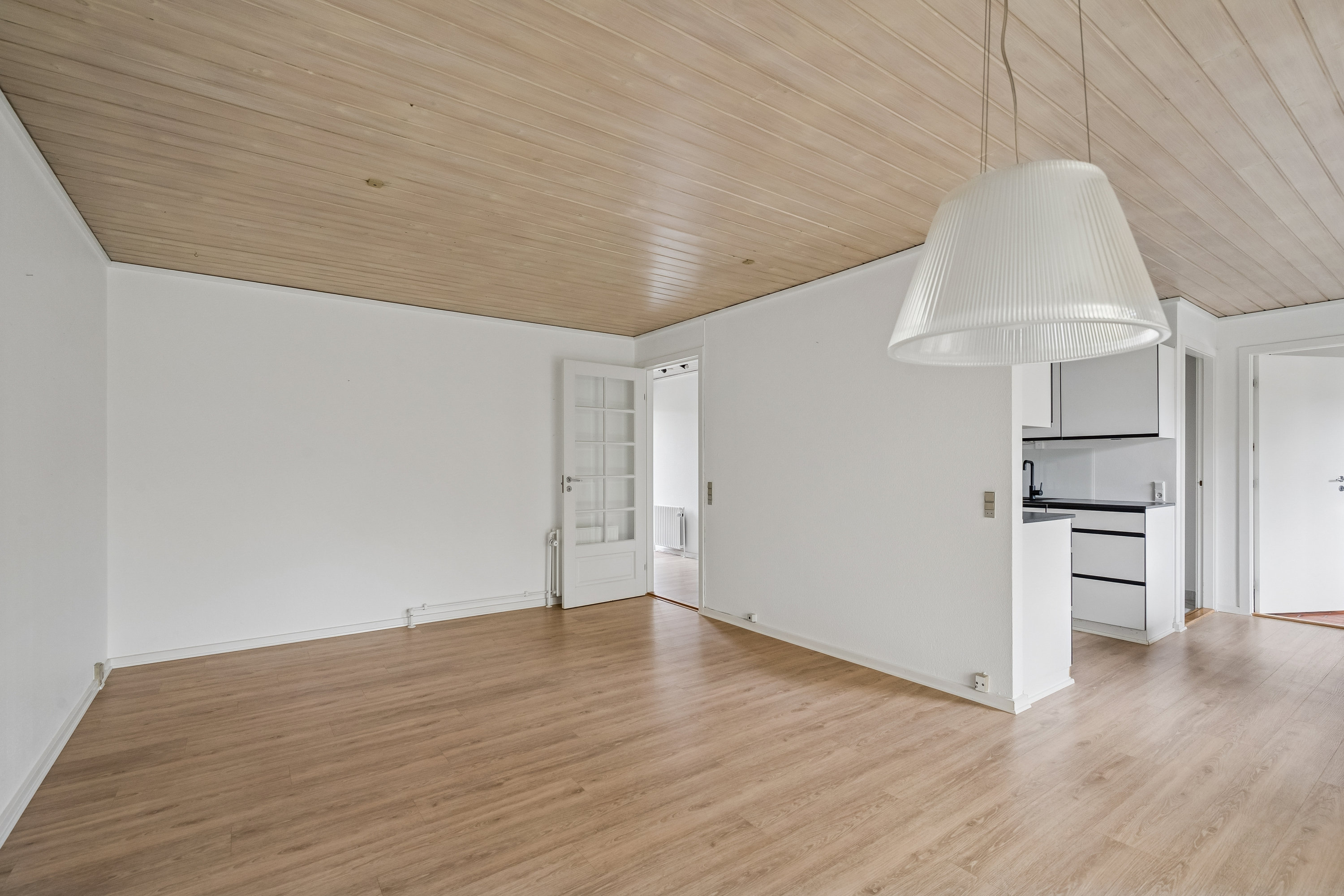 Fremhævet stue billede i fuldskærmstilstand. Billede af Egå Strandvej 2H, 8250 Egå